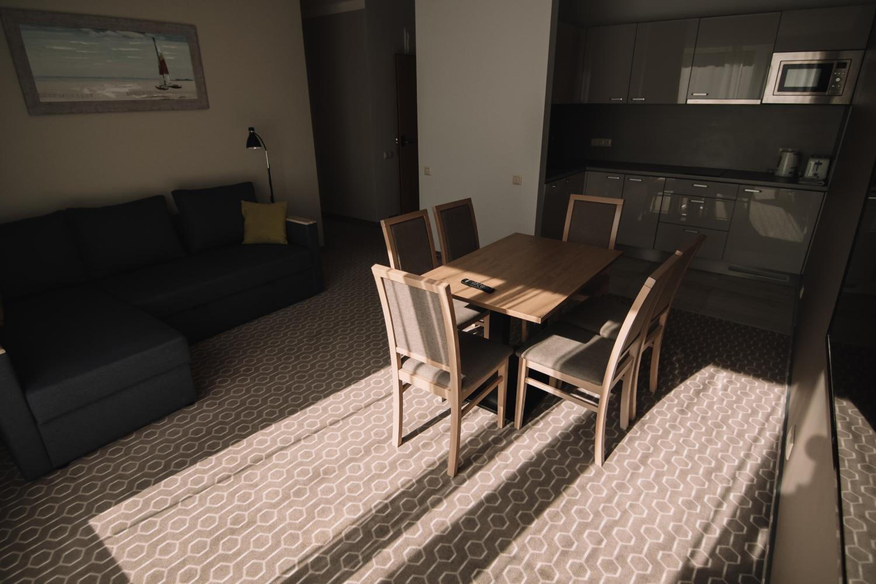 Two-Bedroom Apartment - Photo 3