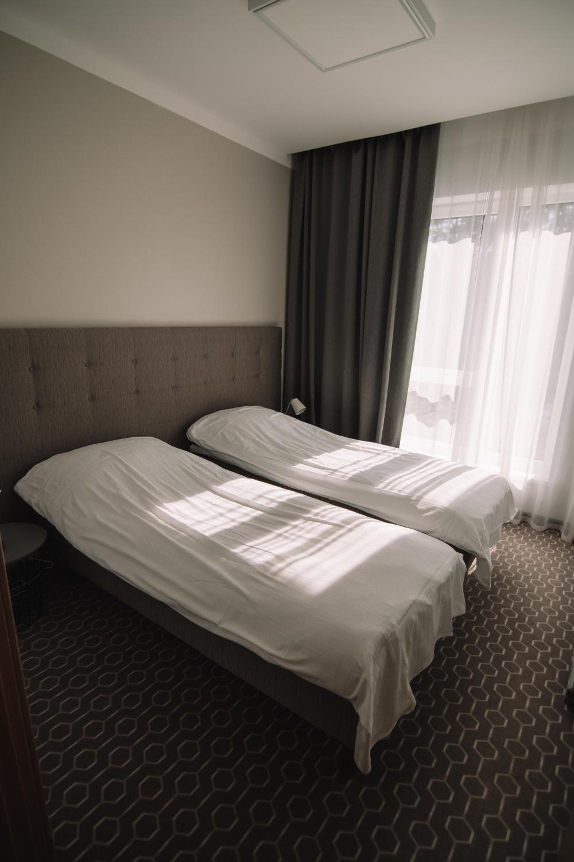 Two-Bedroom Apartment - Photo 9
