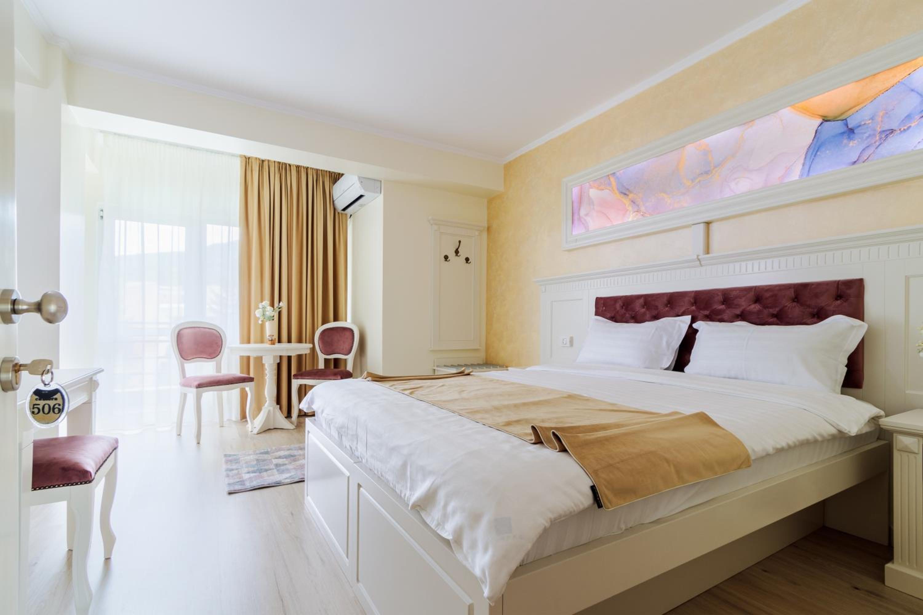 Double Room with Balcony photo 2