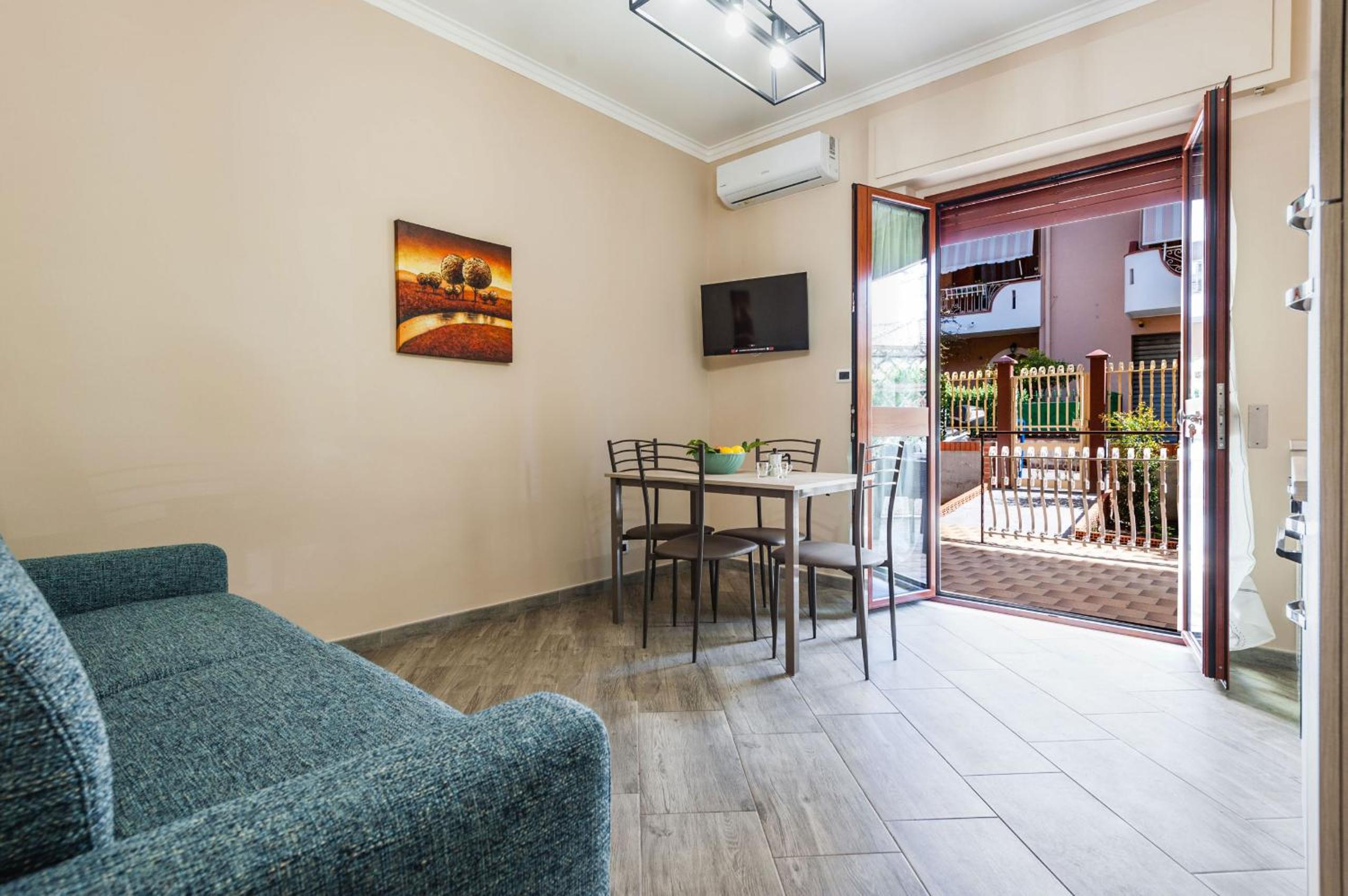 One-Bedroom Apartment
