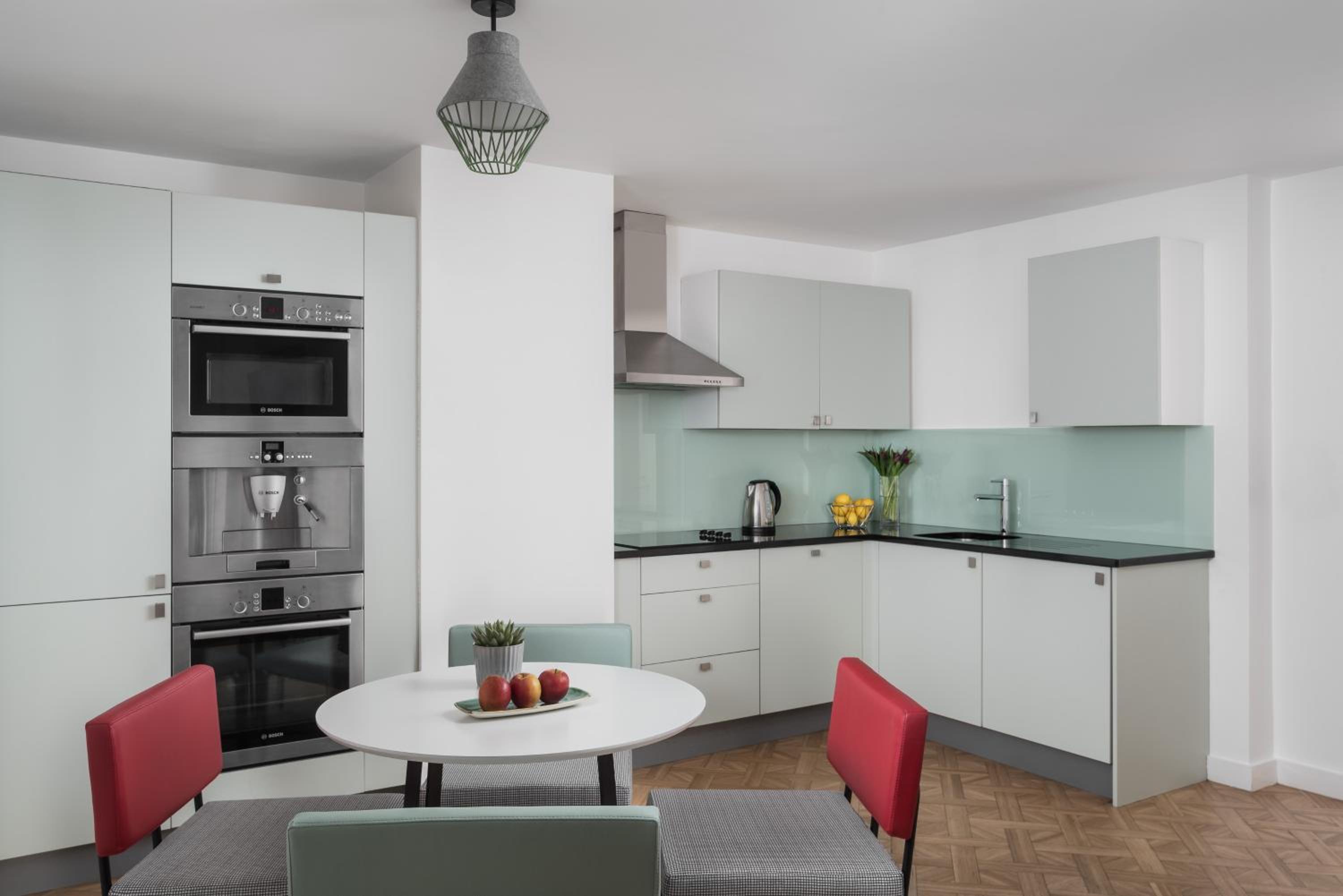 Two Bedroom Suite - Photo 18