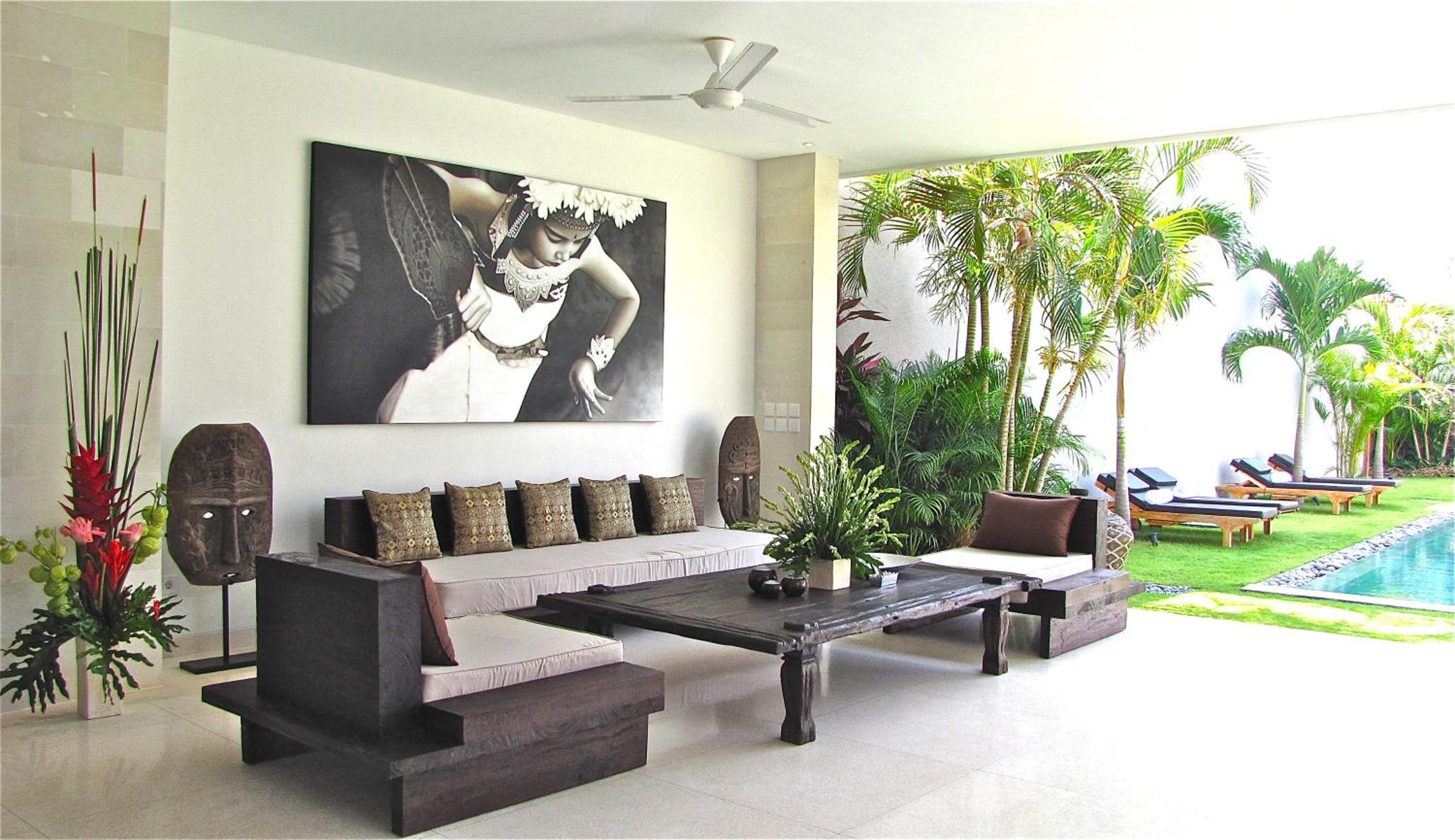 Five-Bedroom Villa with Private Pool and Fully Equipped Kitchenette - Photo 28