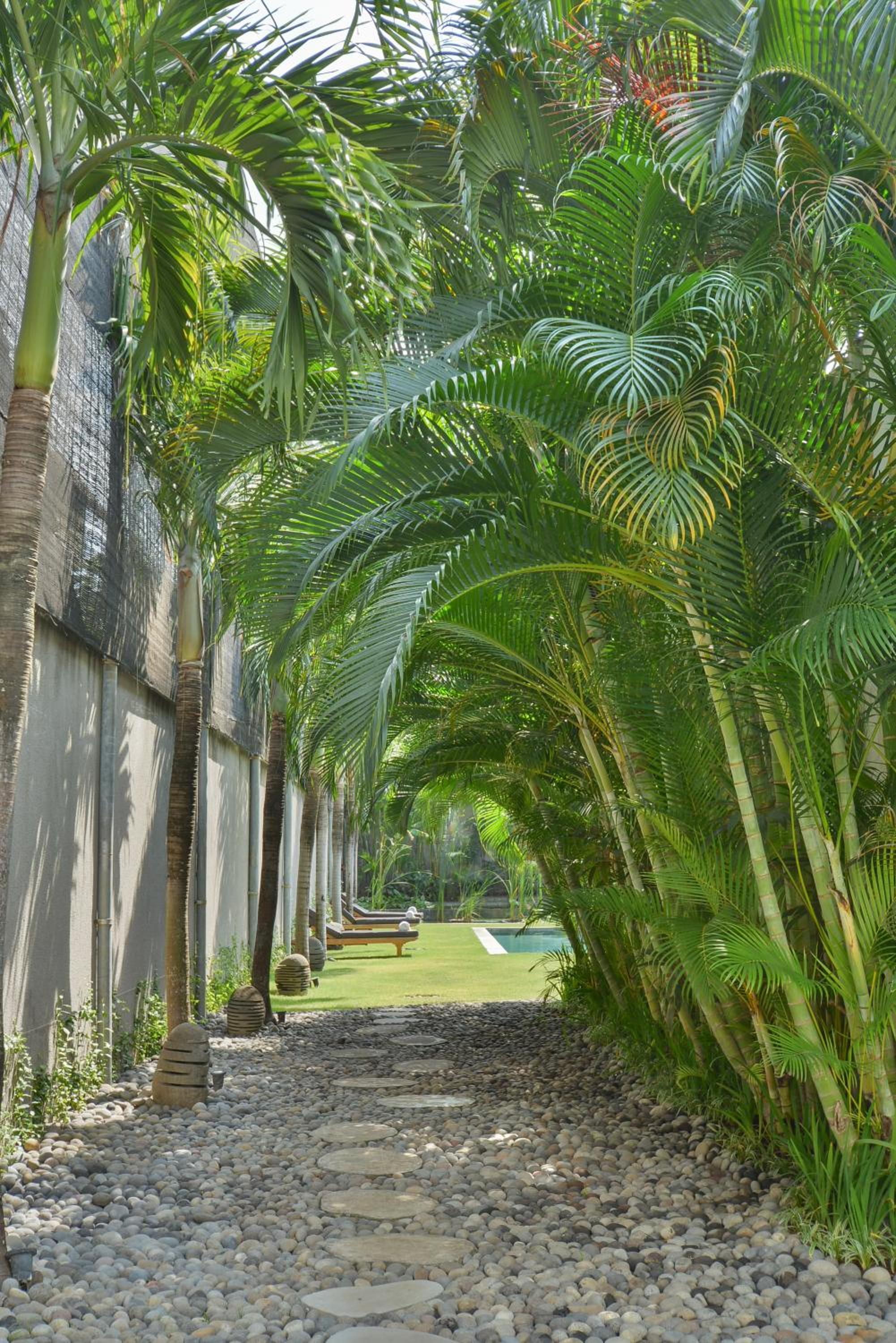 Five-Bedroom Villa with Private Pool and Fully Equipped Kitchenette - Photo 56