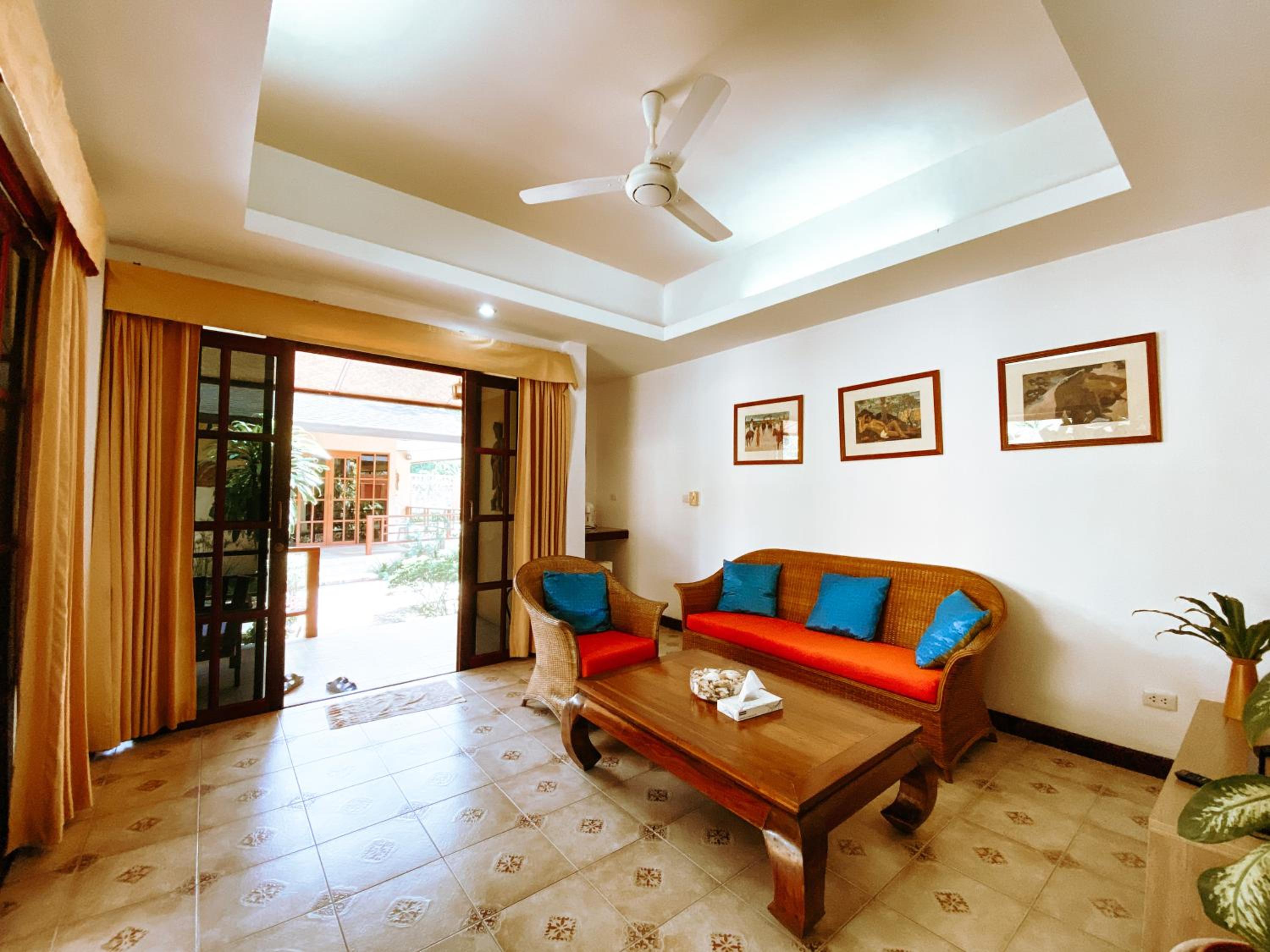 Pool Access Villa photo 2
