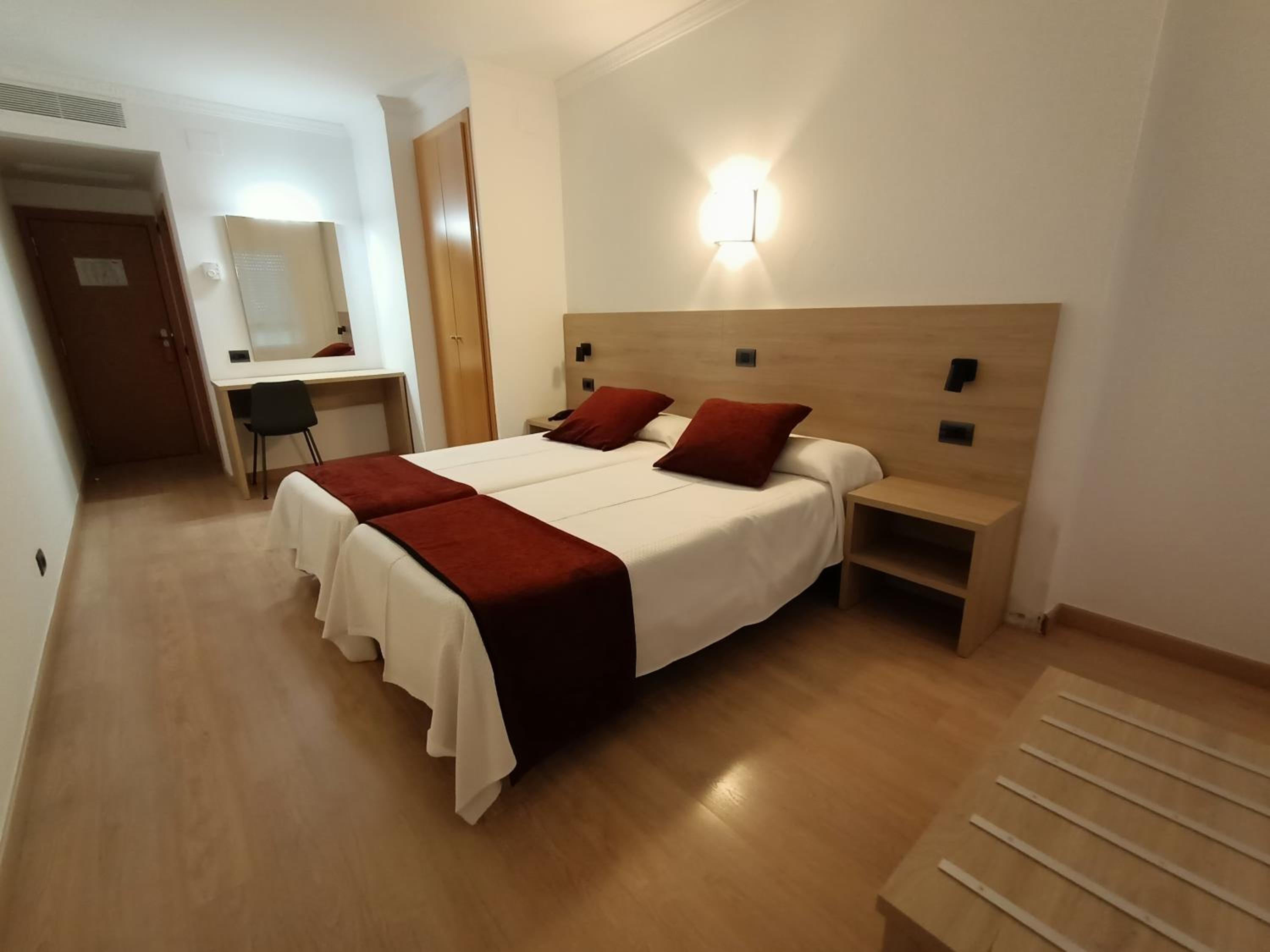 Habitación Doble o con Dos Camas