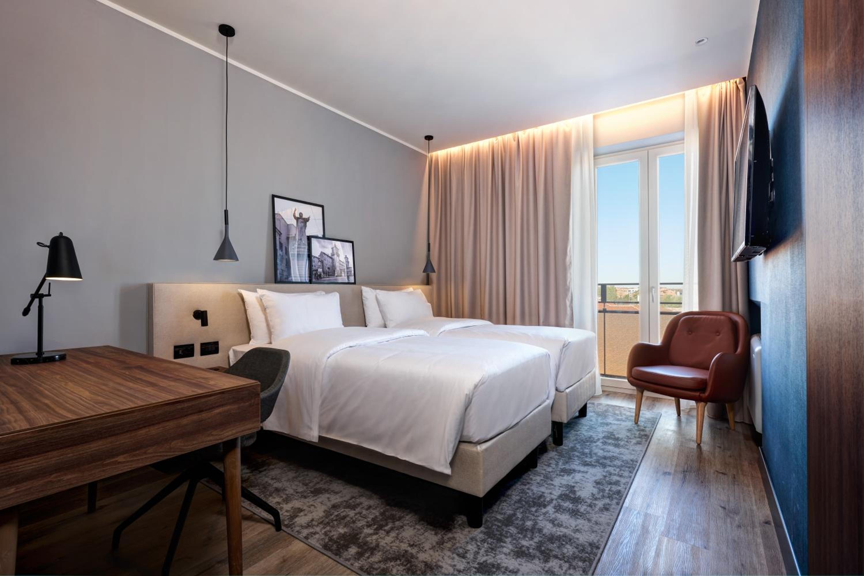 Standard Room photo 3