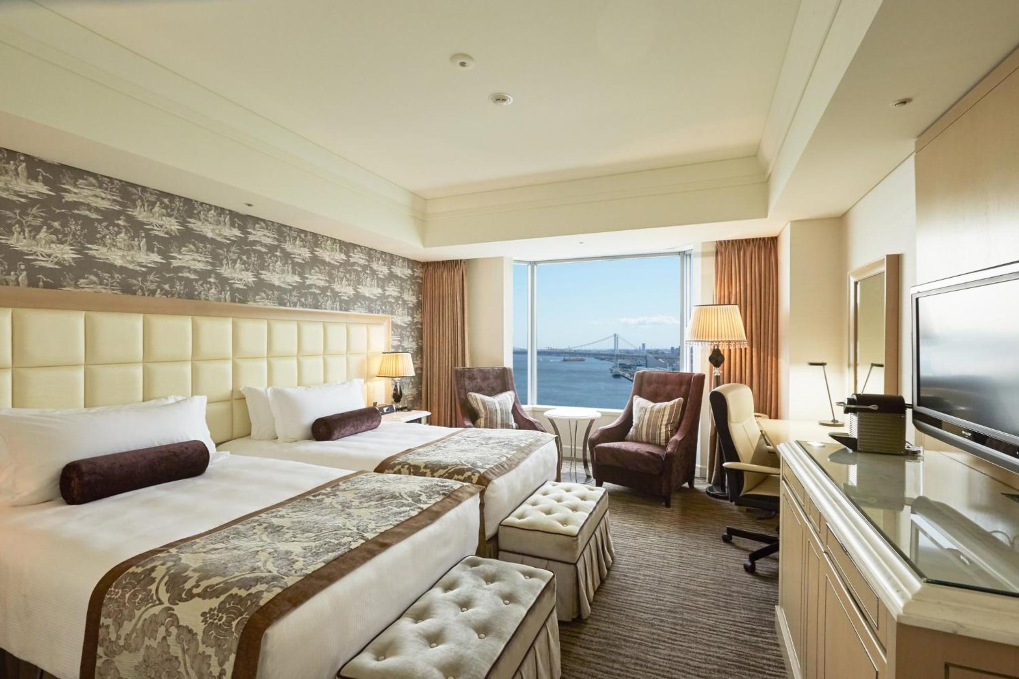 Classic Twin Room with Bay View – High Floor photo Classic Twin Room with Bay View – High Floor photo