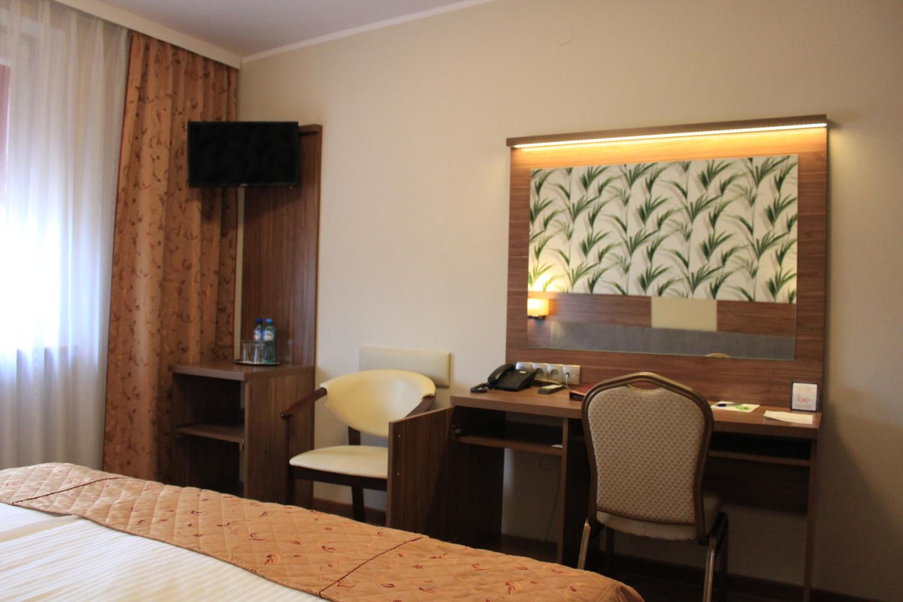 Double Room - Photo 3