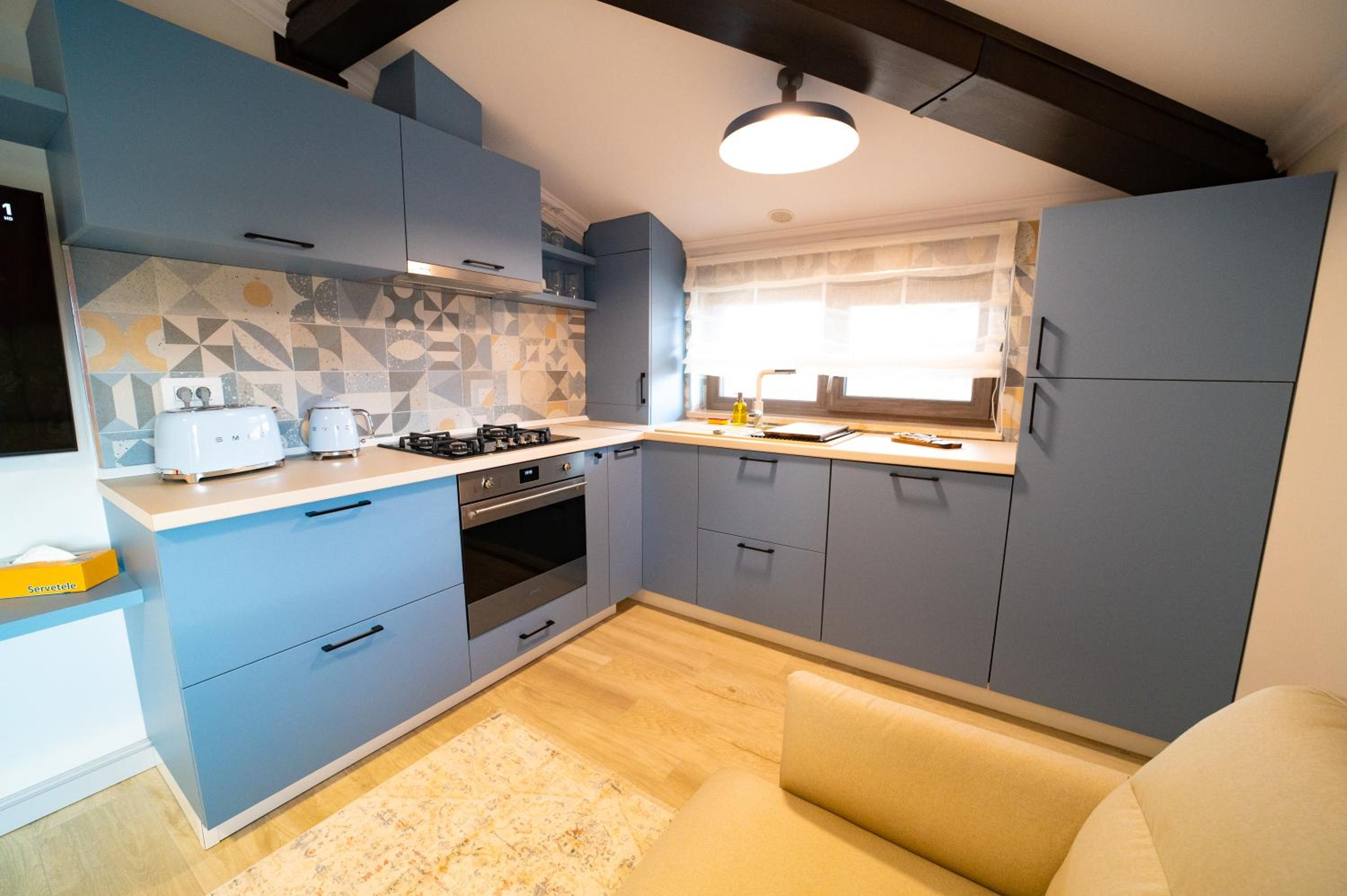 One-Bedroom Apartment - Photo 16