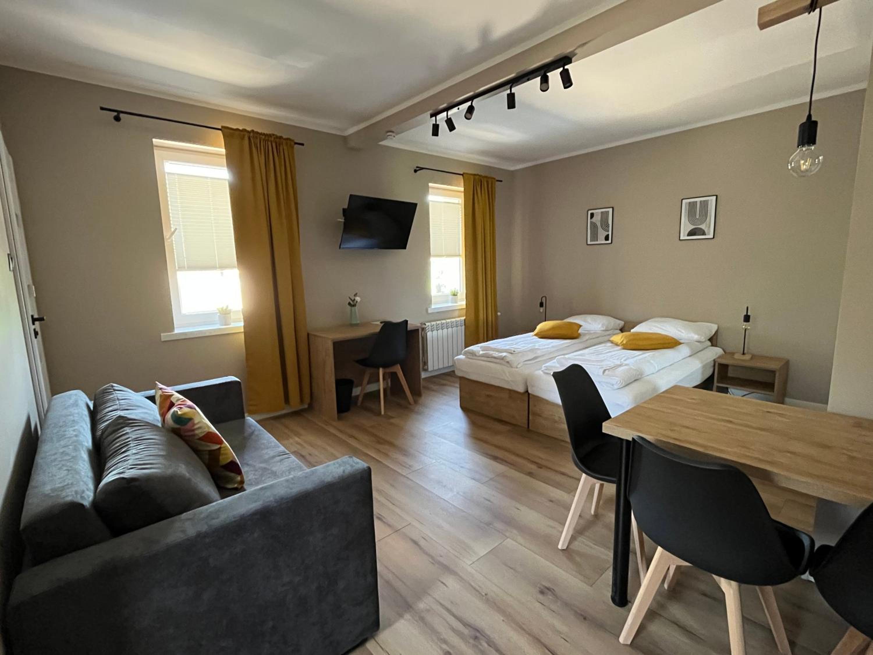 Studio Apartment photo 3