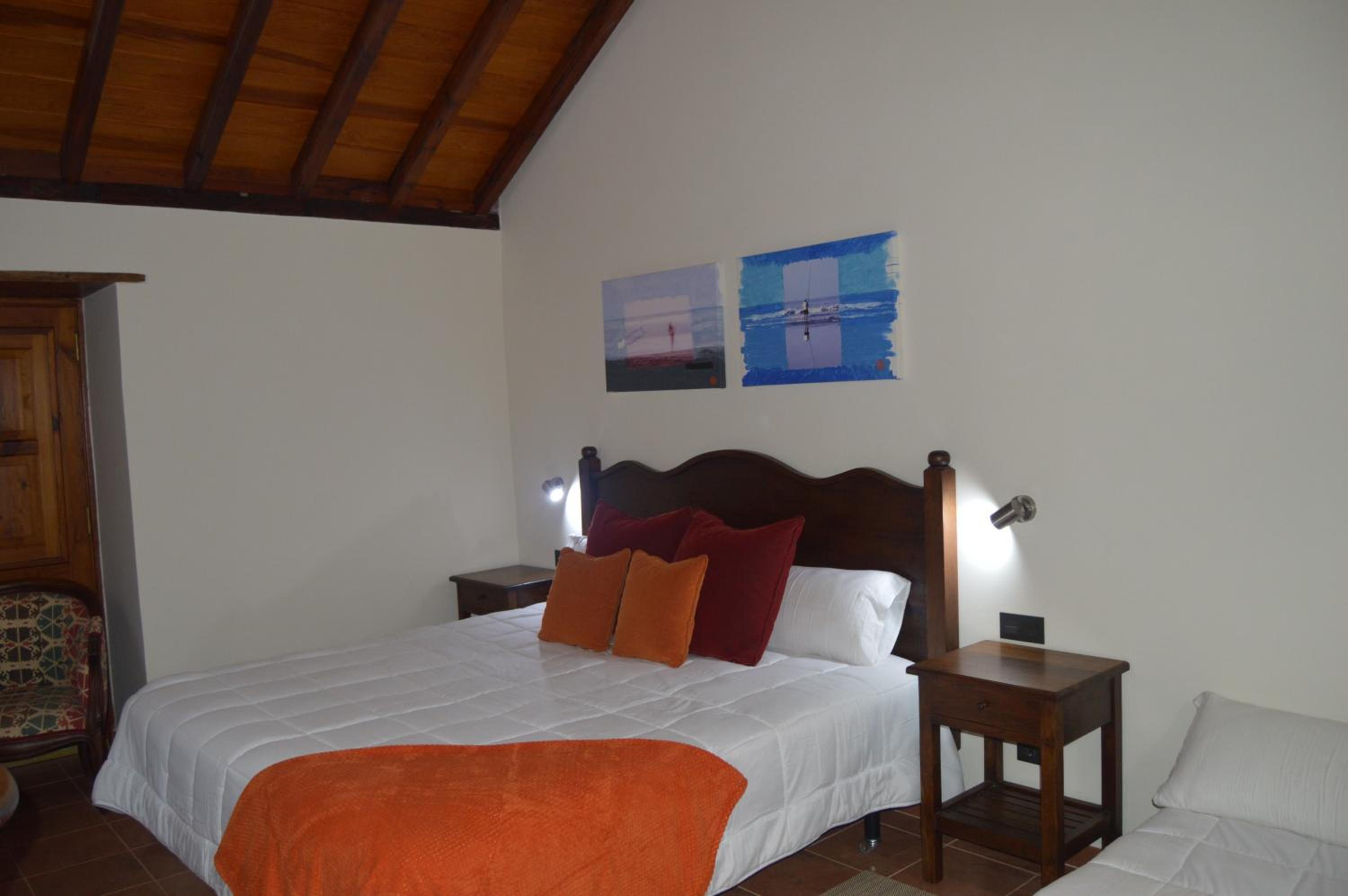 Triple Room - Photo 1