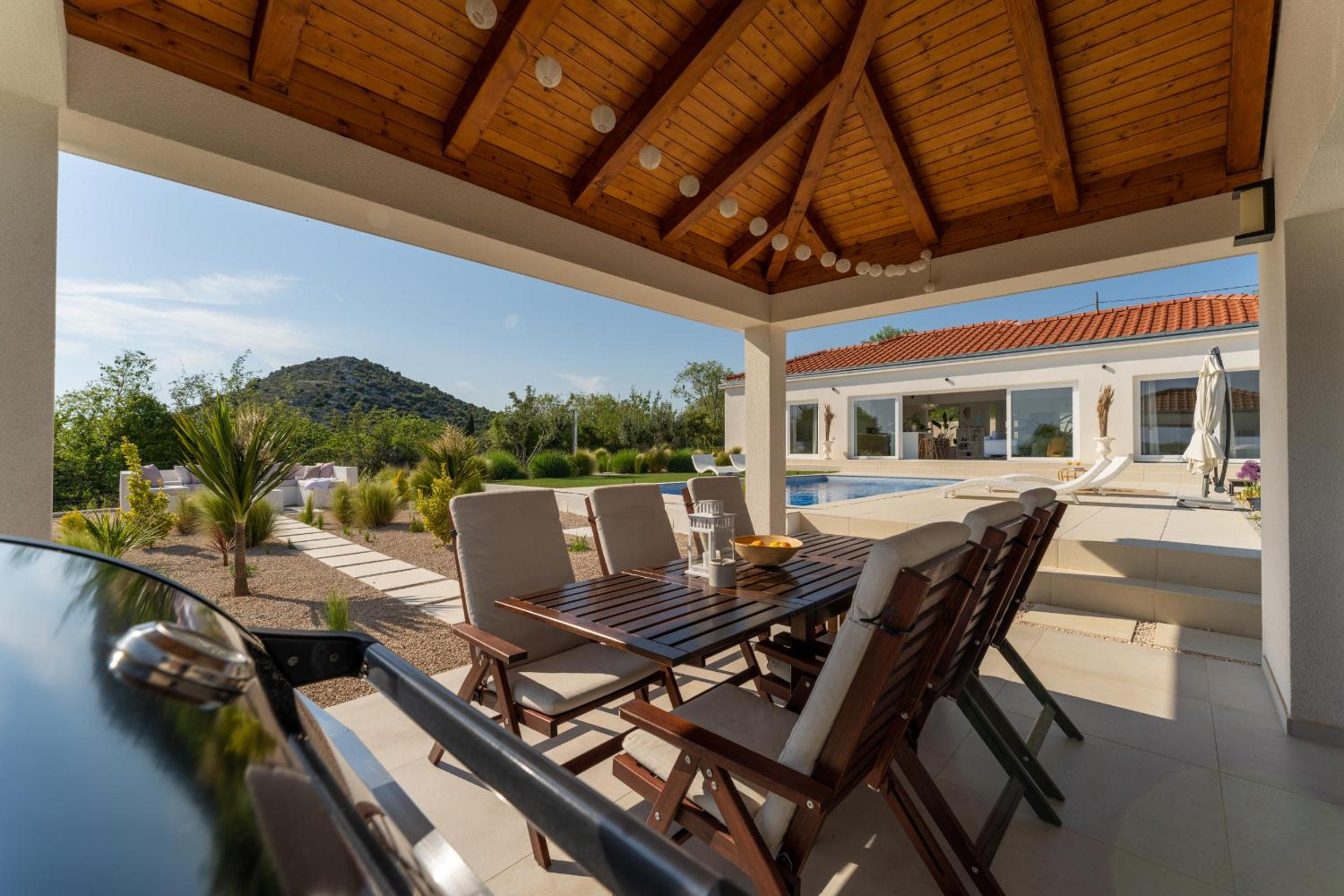 Villa with Private Pool photo 3