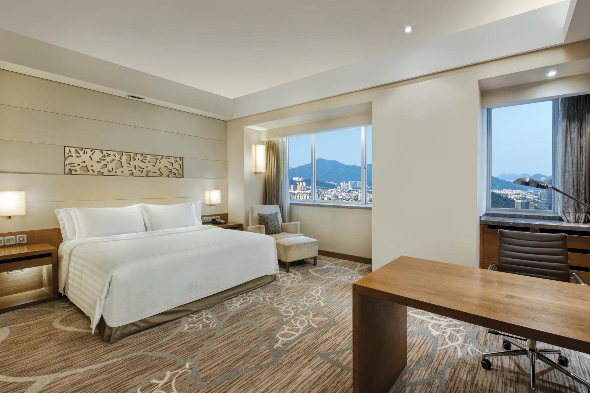 Standard King Room