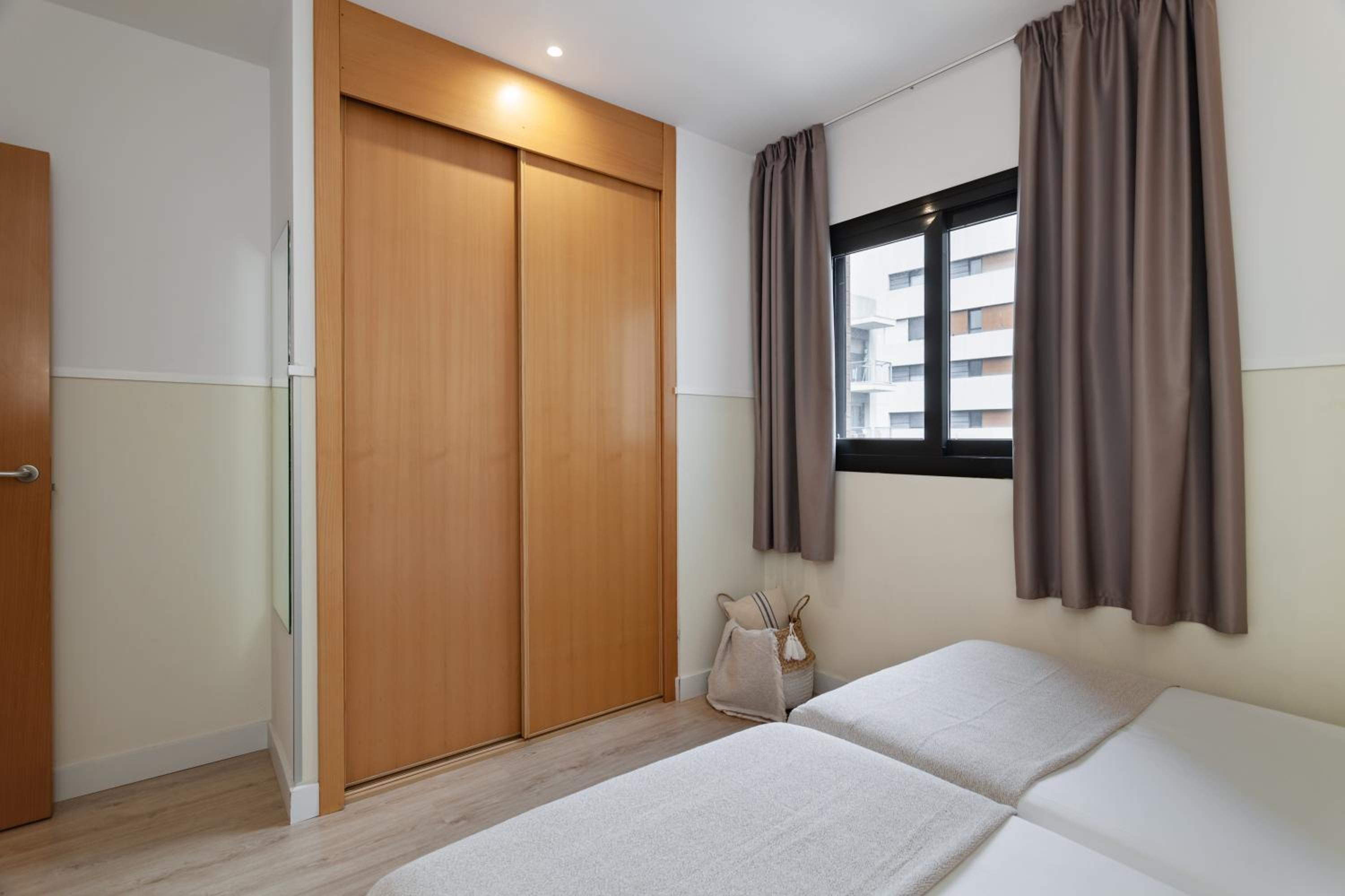 Apartment with Balcony photo 2
