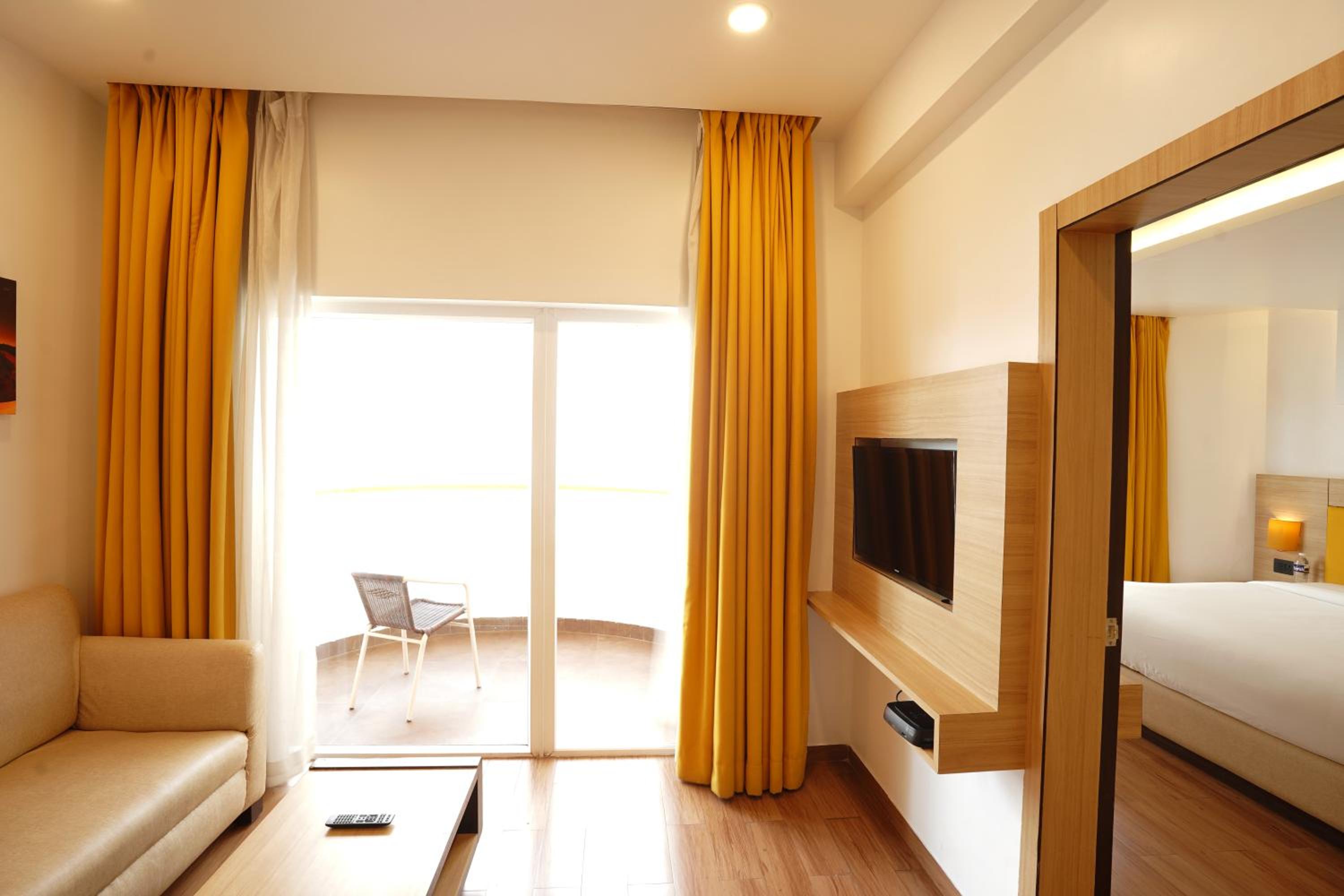 Deluxe Suite - Photo 4
