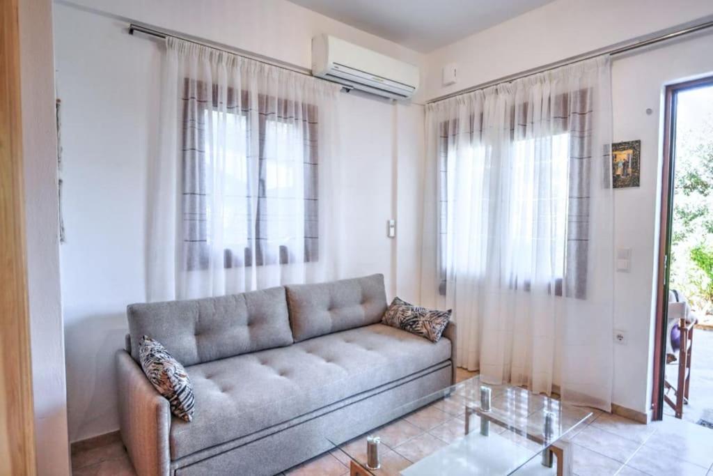 Deluxe Apartment photo 2