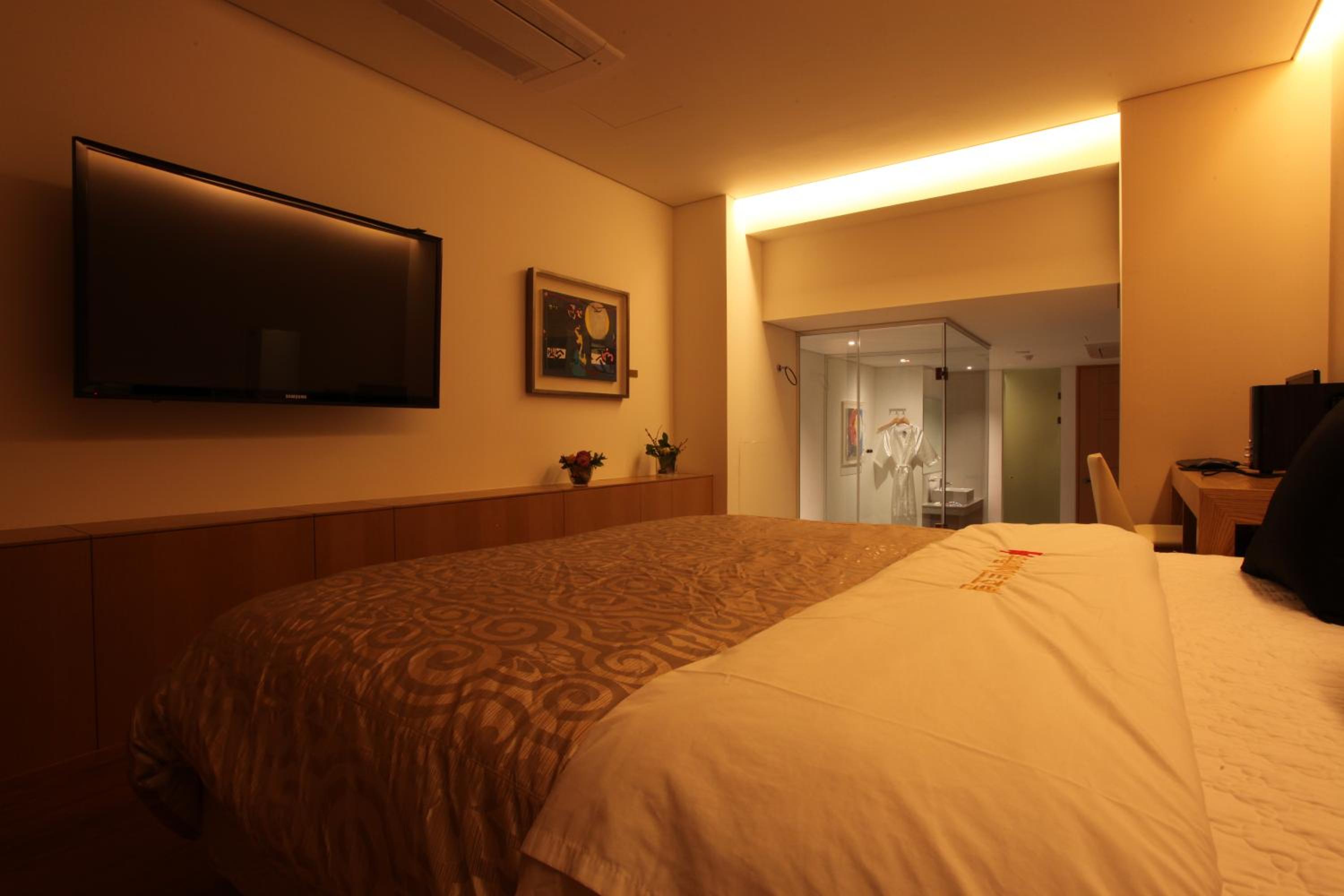Deluxe Double Room - Photo 6
