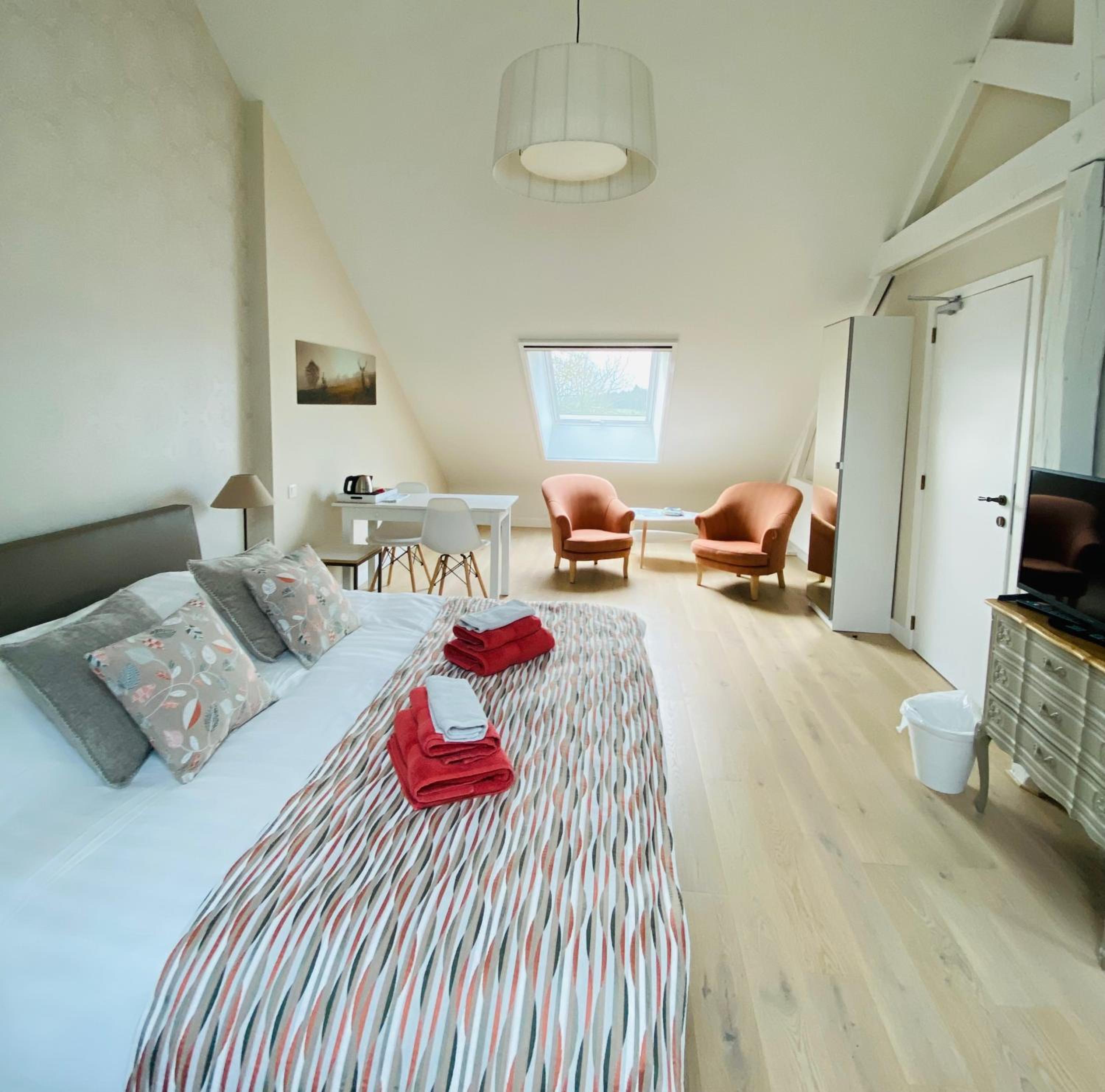 Double Room With Private Bathroom photo 1