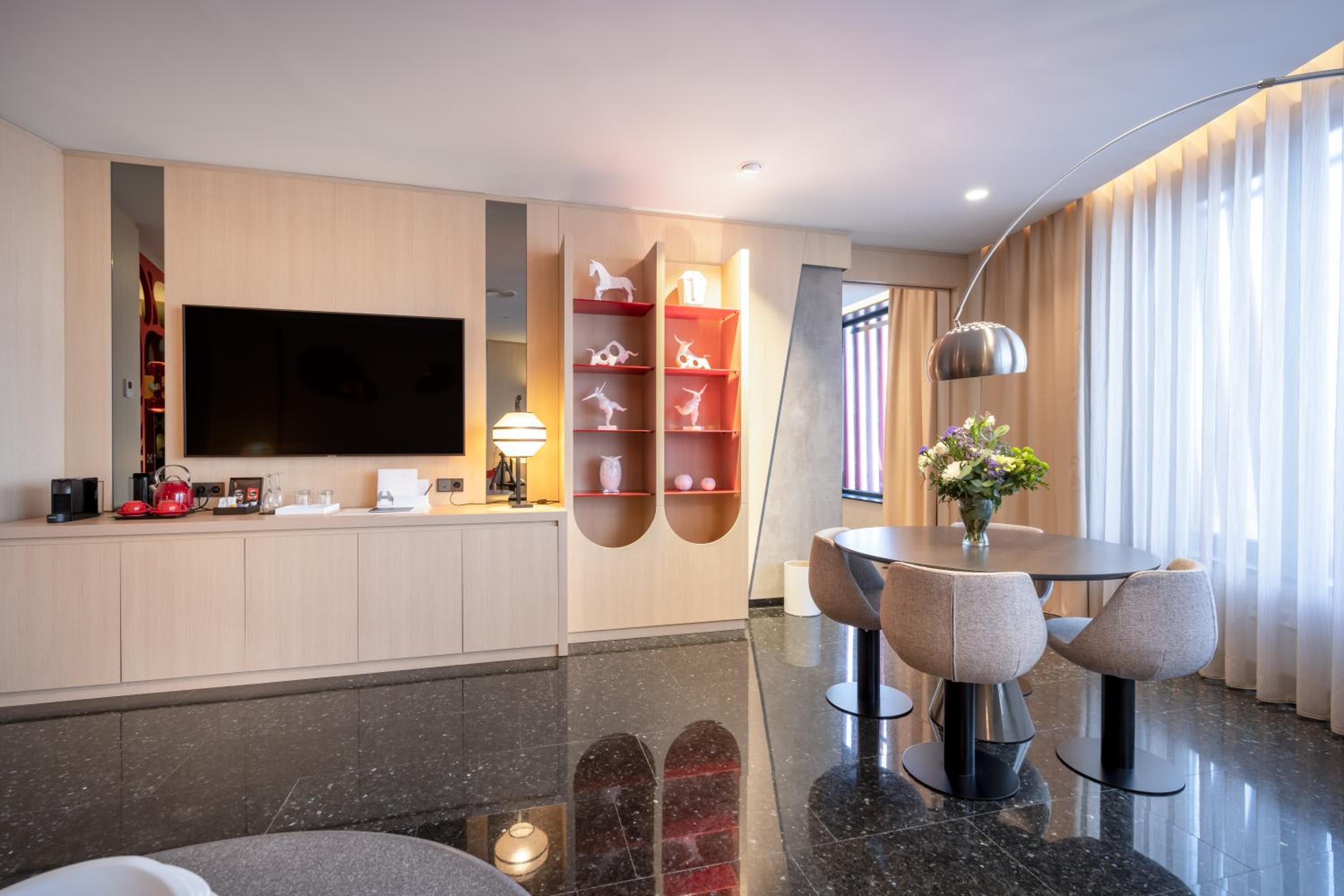Presidential Suite photo 3