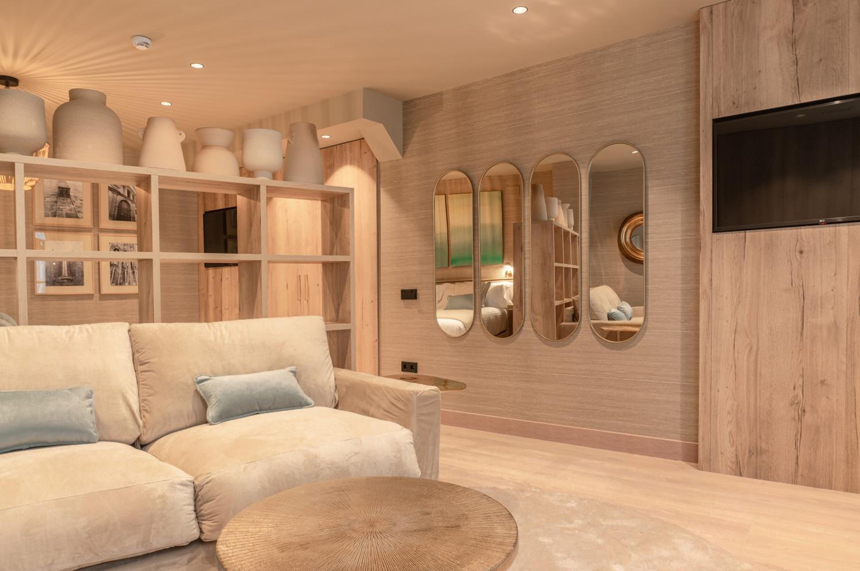 Suite with Terrace photo 3