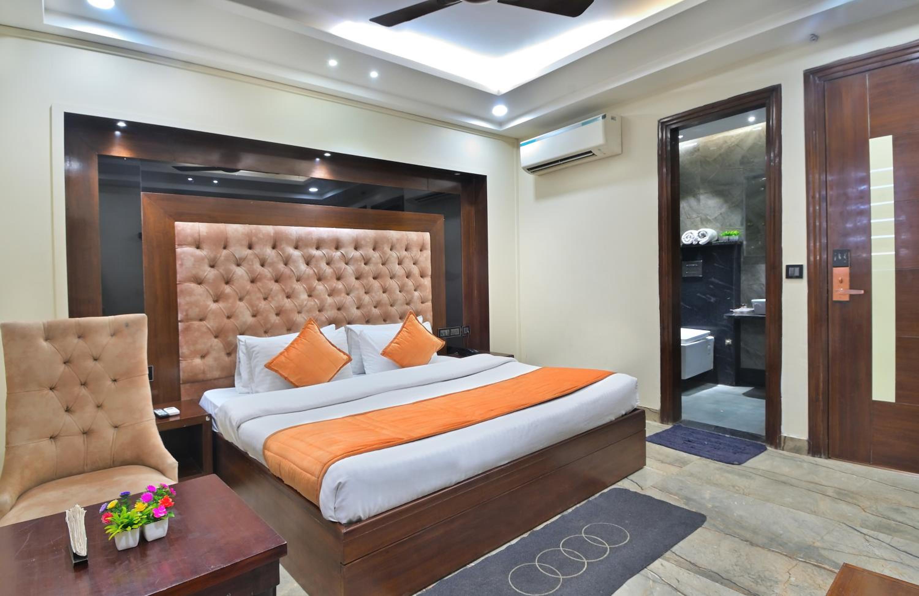 Vanson Suite - City View 