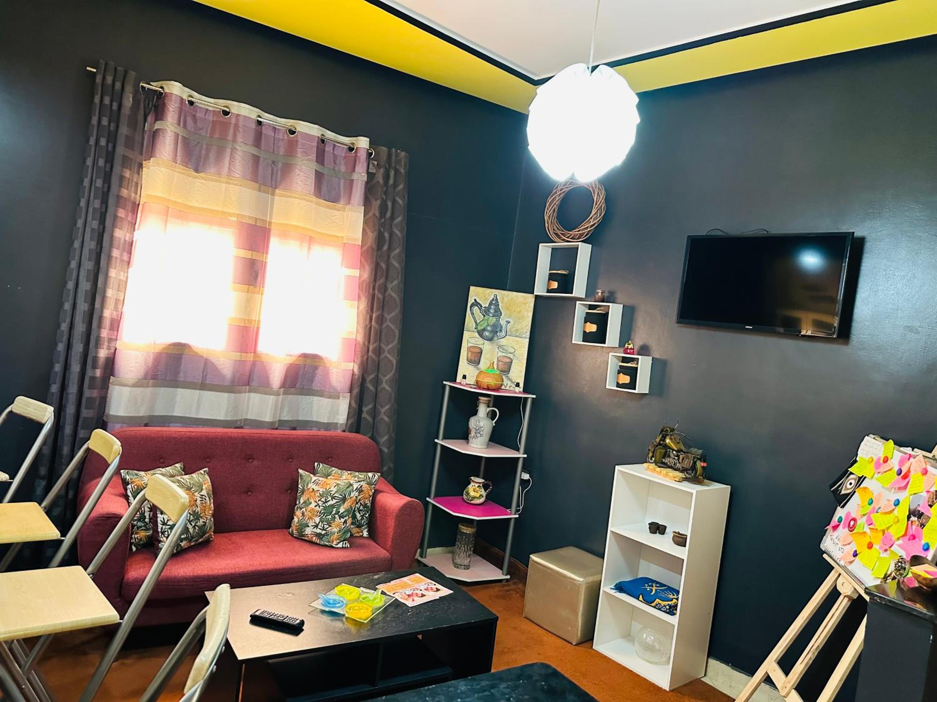 Small Double Room - Photo 5