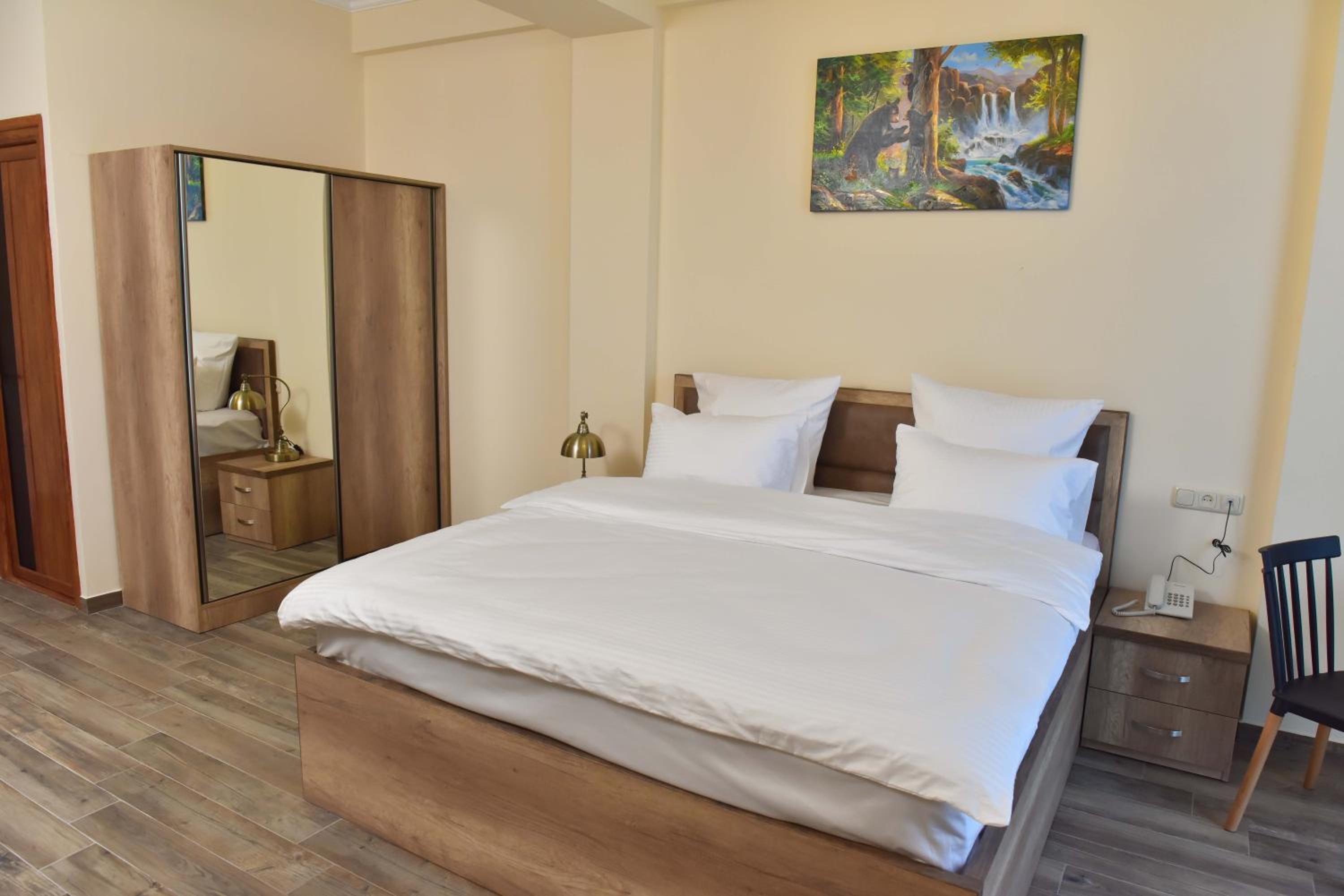Deluxe Double Room photo 3