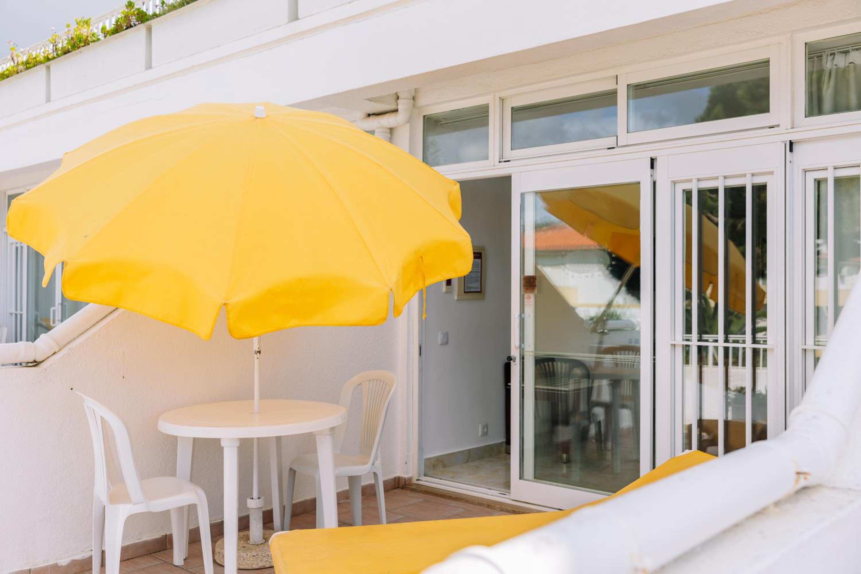 Relax under the sun on your private terrace!