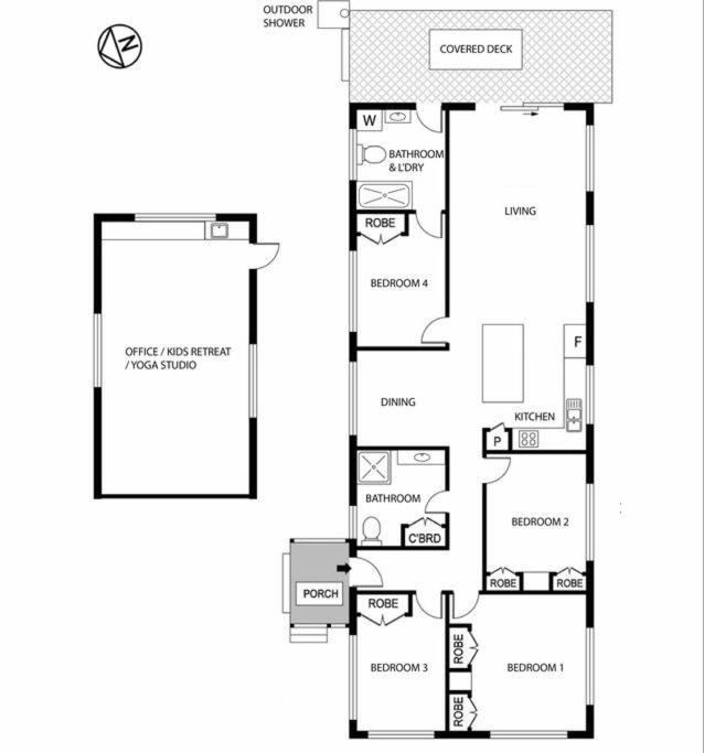 Four-Bedroom House photo 3