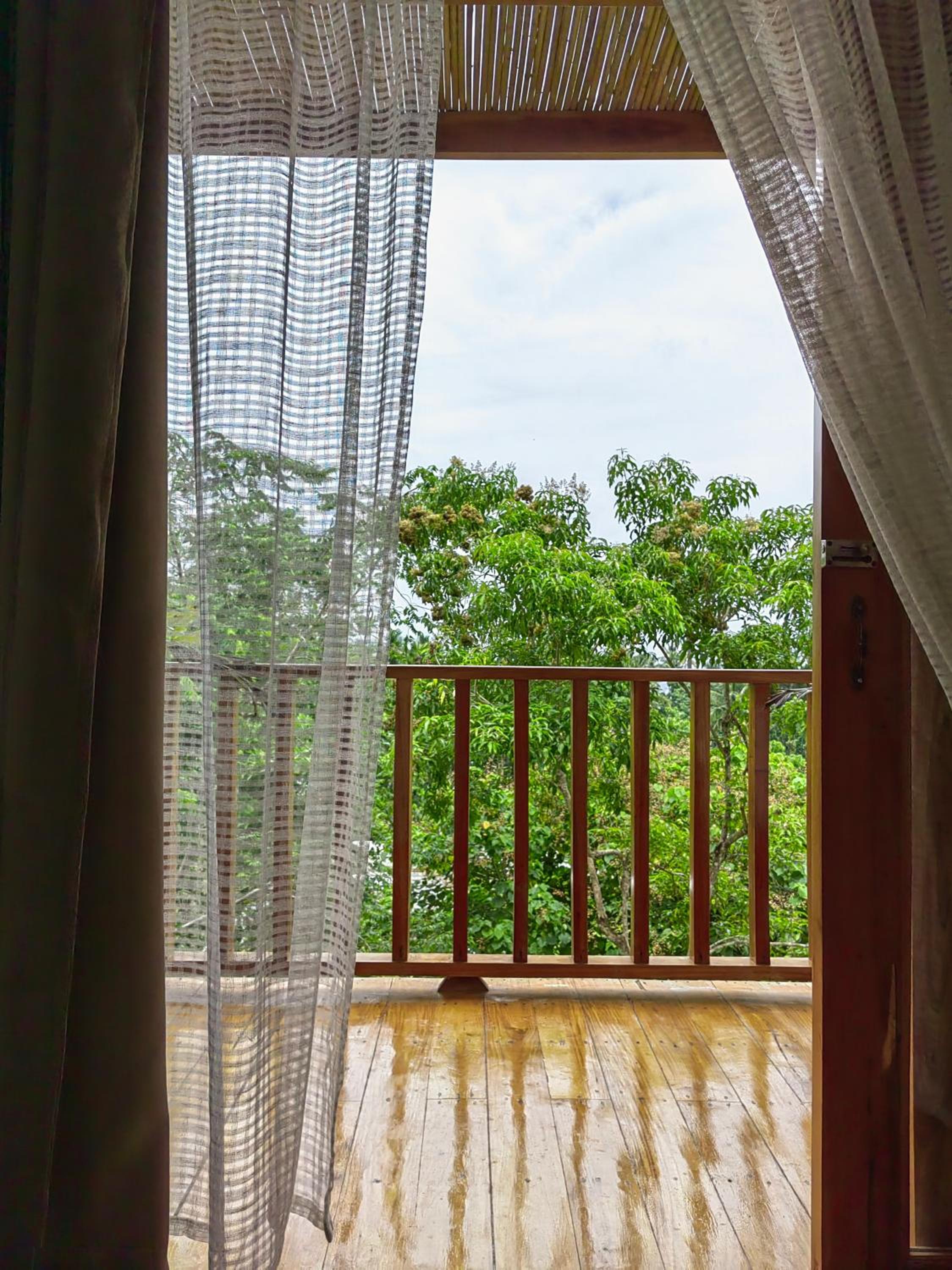 Bungalow with Sea View photo 2