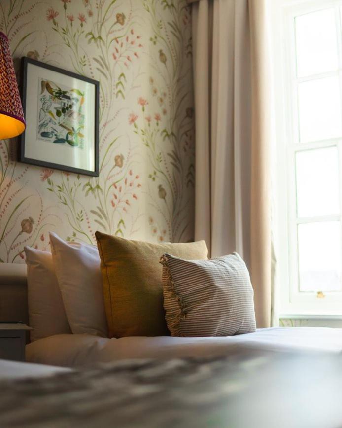 Classic Twin Room - Photo 2