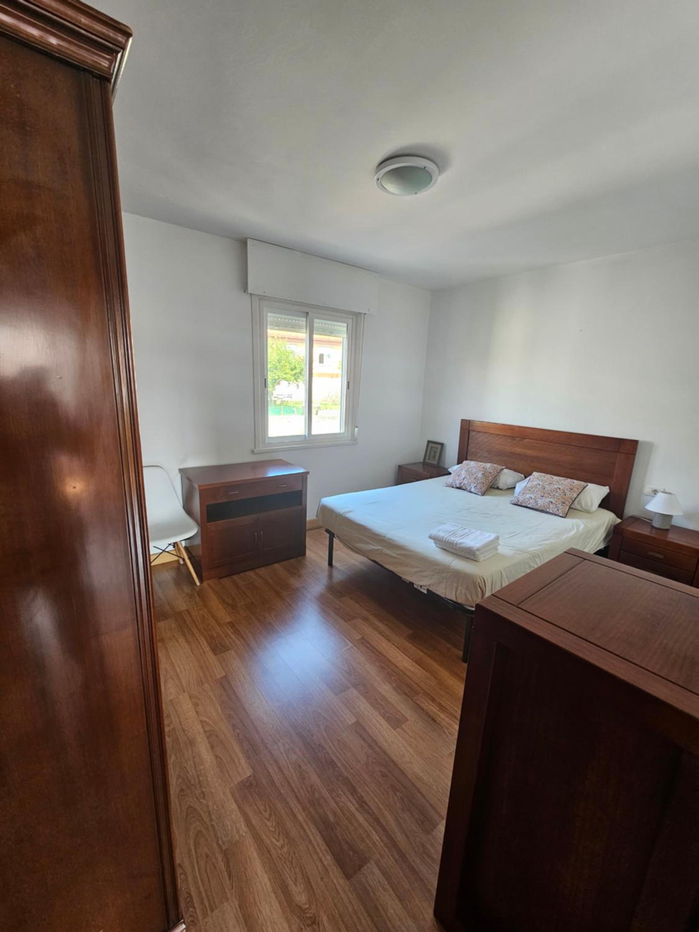 Casa adosada de tres habitaciones