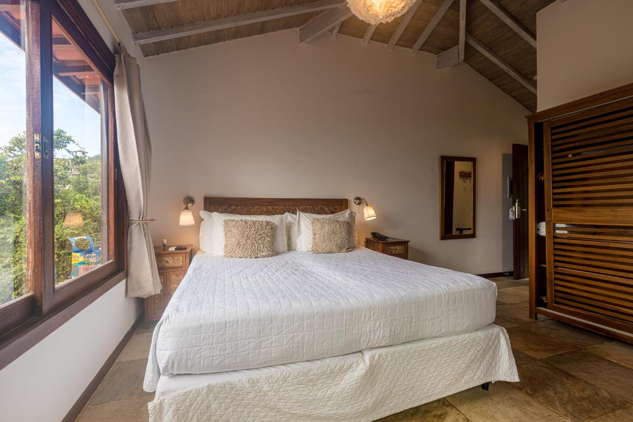 Luxury Room with Sea View - Photo 6