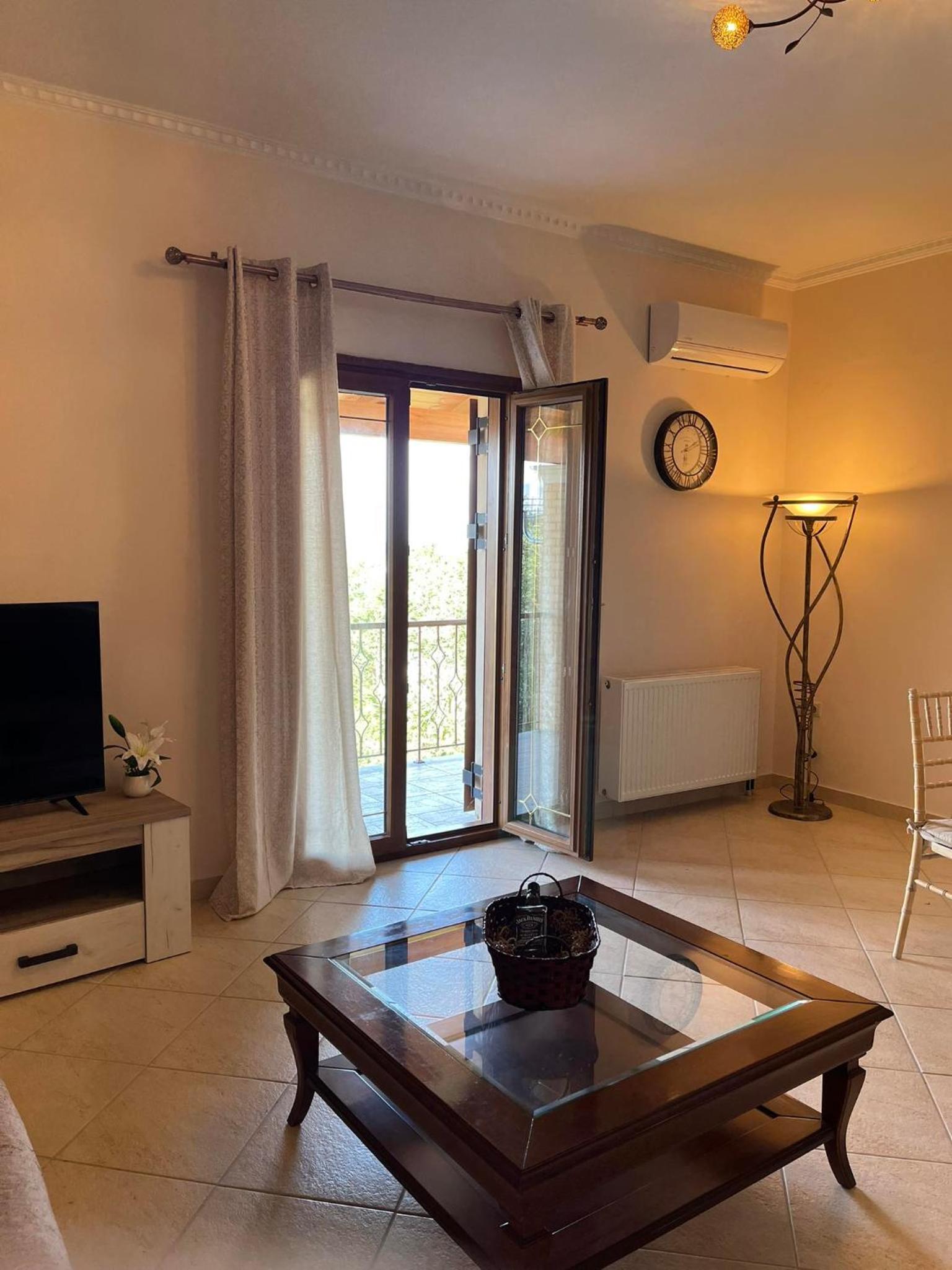 Two-Bedroom Apartment with Balcony photo 1