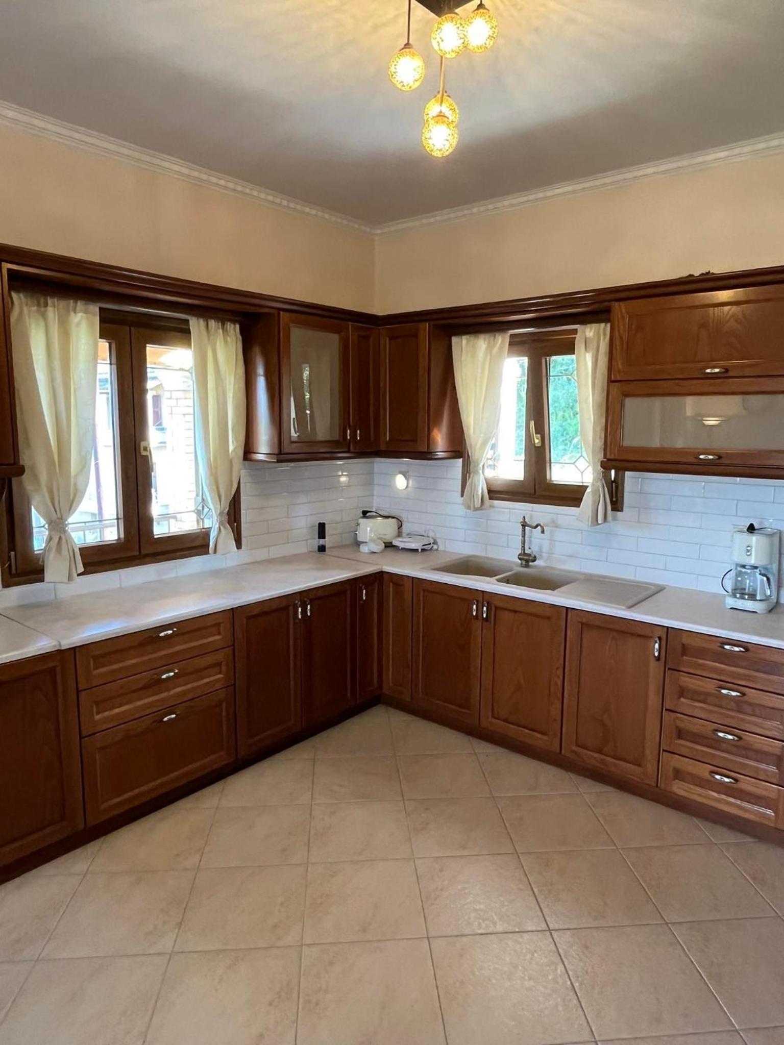 Two-Bedroom Apartment with Balcony photo 3