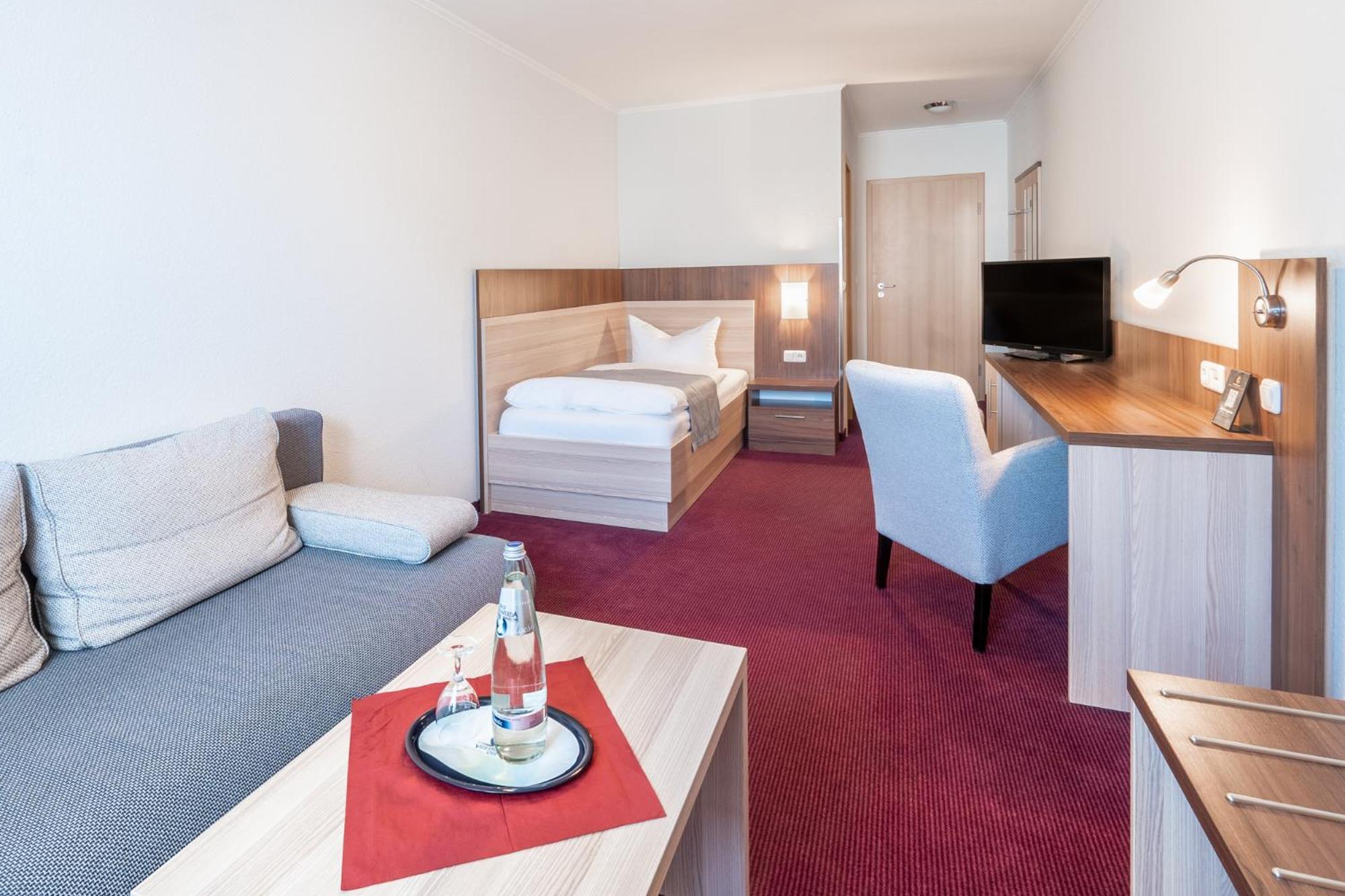Single Room photo 3