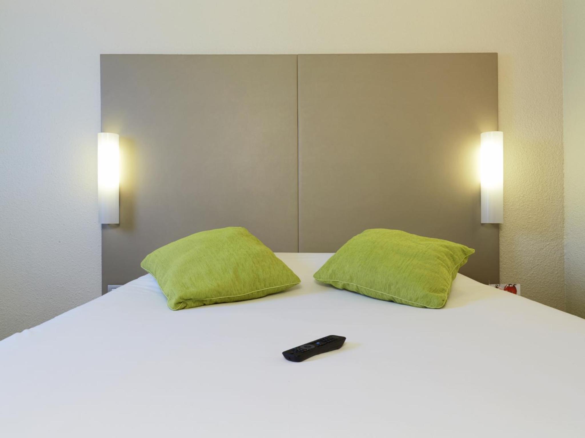 Standard Double Room - Photo 3