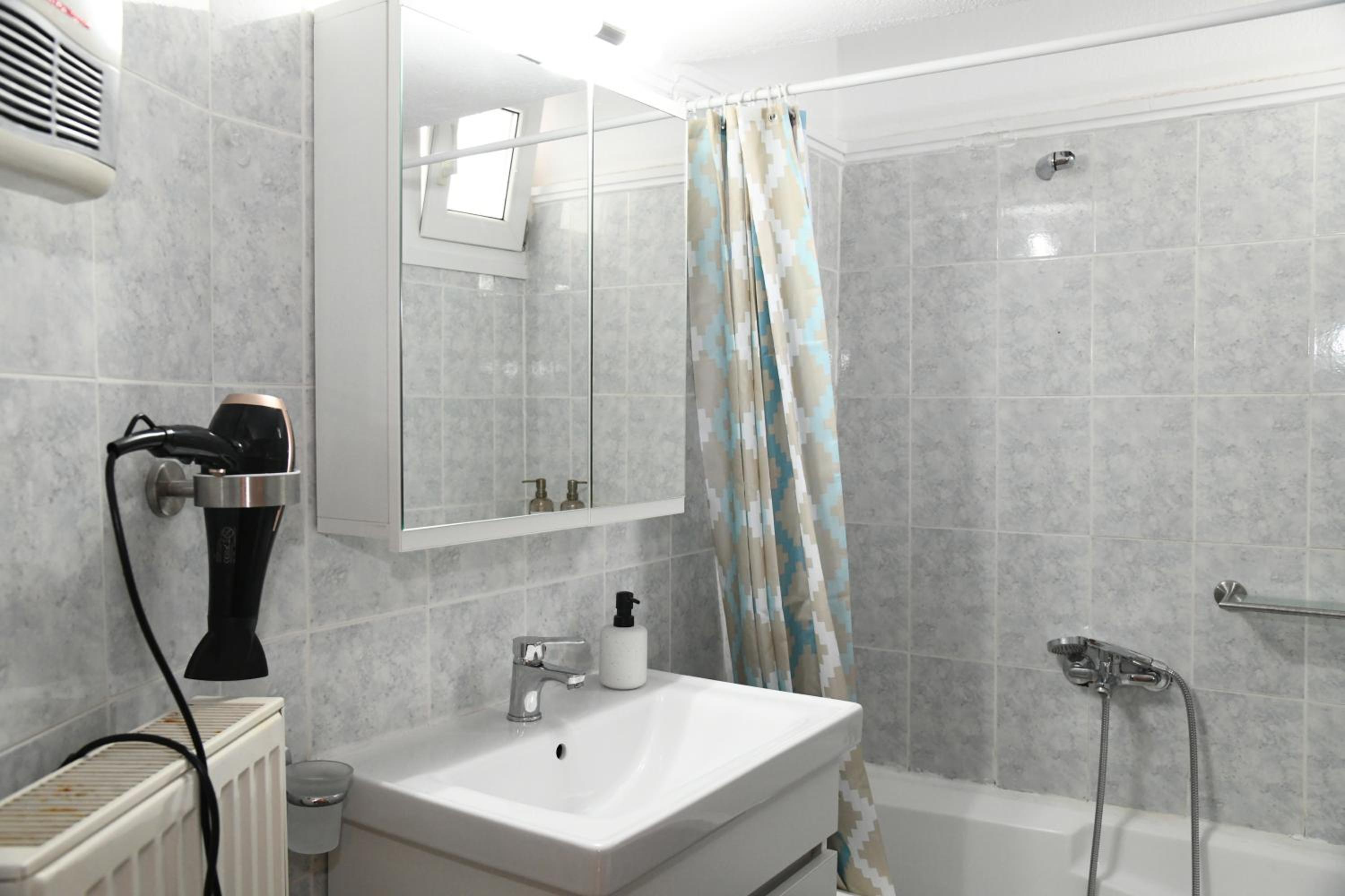 Two-Bedroom Apartment - Photo 39
