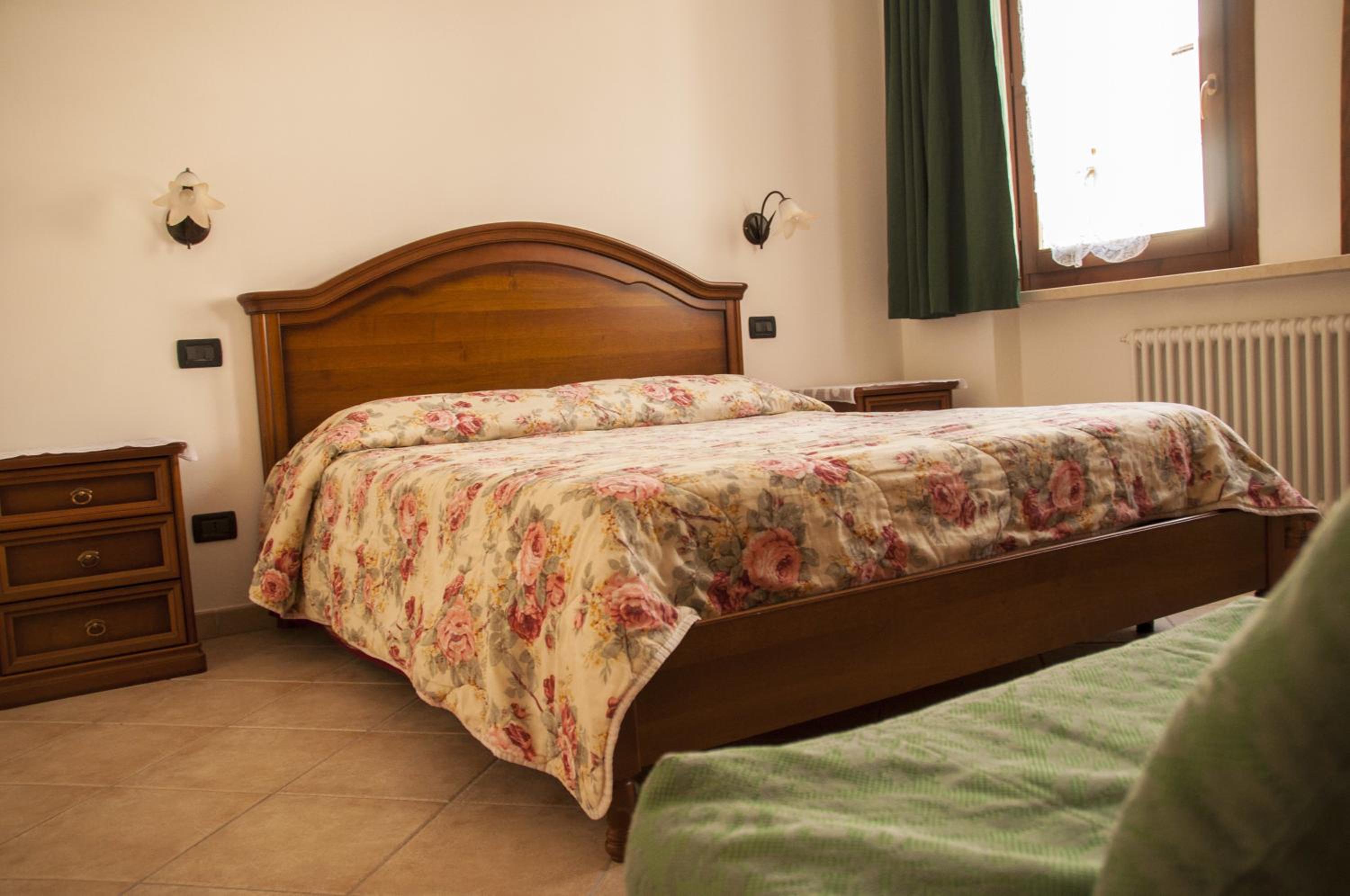 One-Bedroom Apartment (4 Adults) photo 1