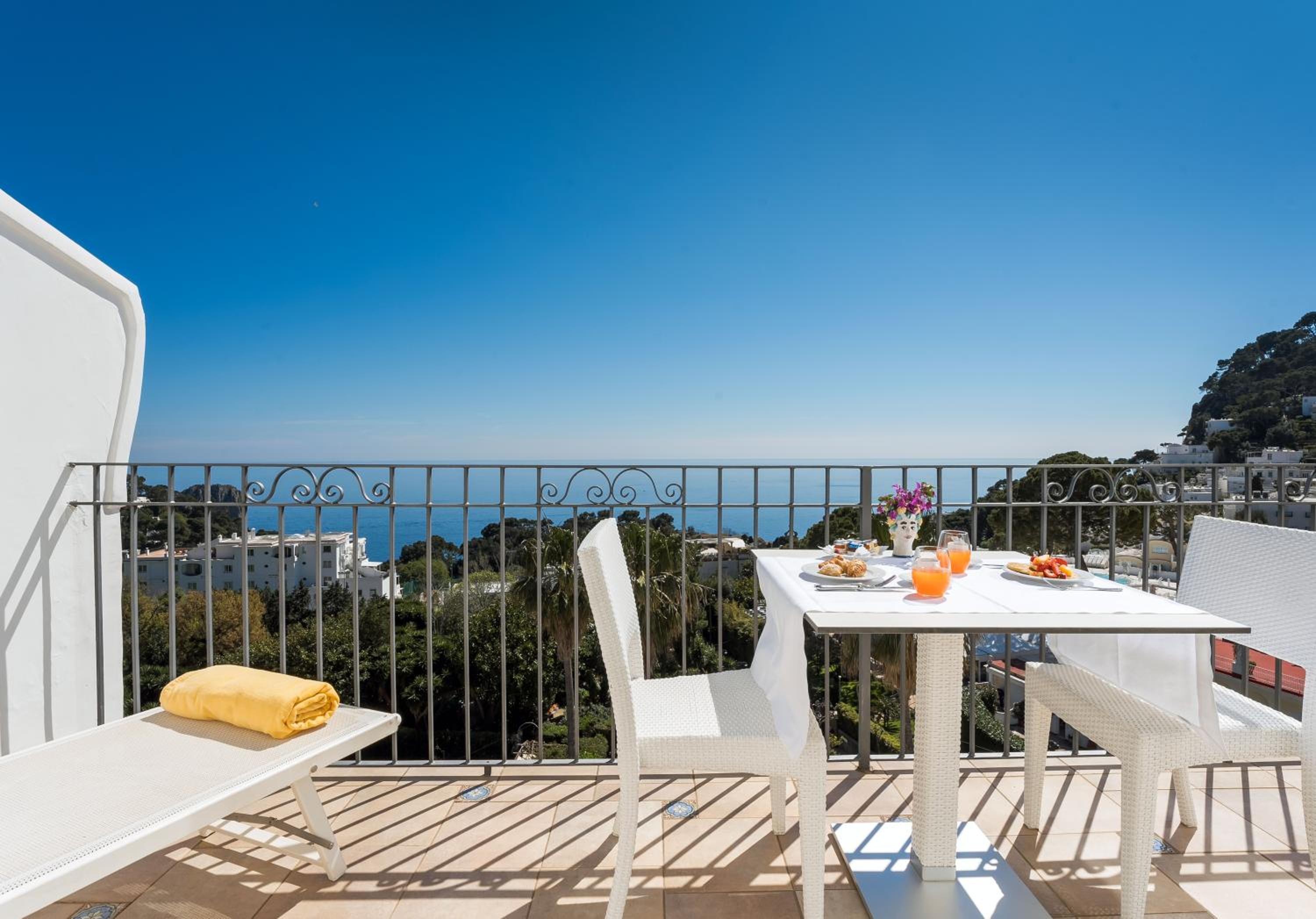 Triple Room with Sea View - Photo 7