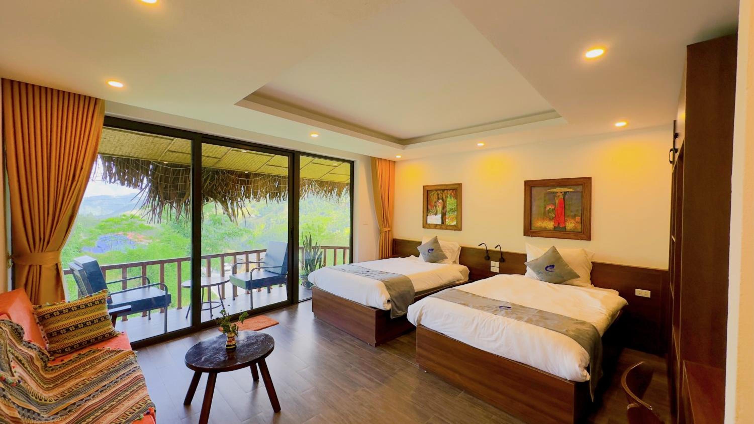 Twin Room With Mountain View photo 2