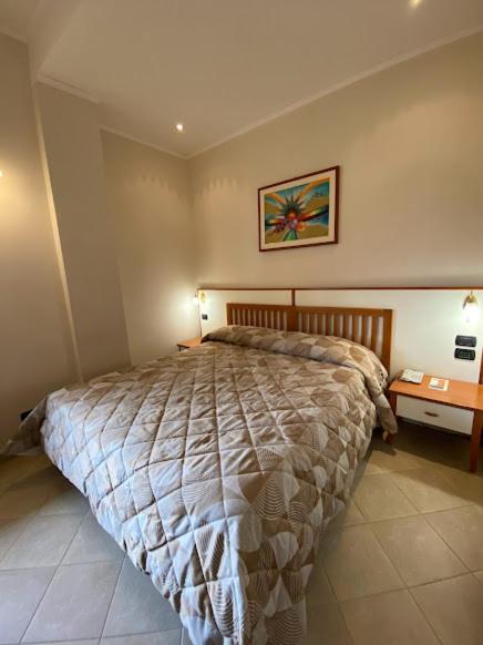 Suite - Photo 10