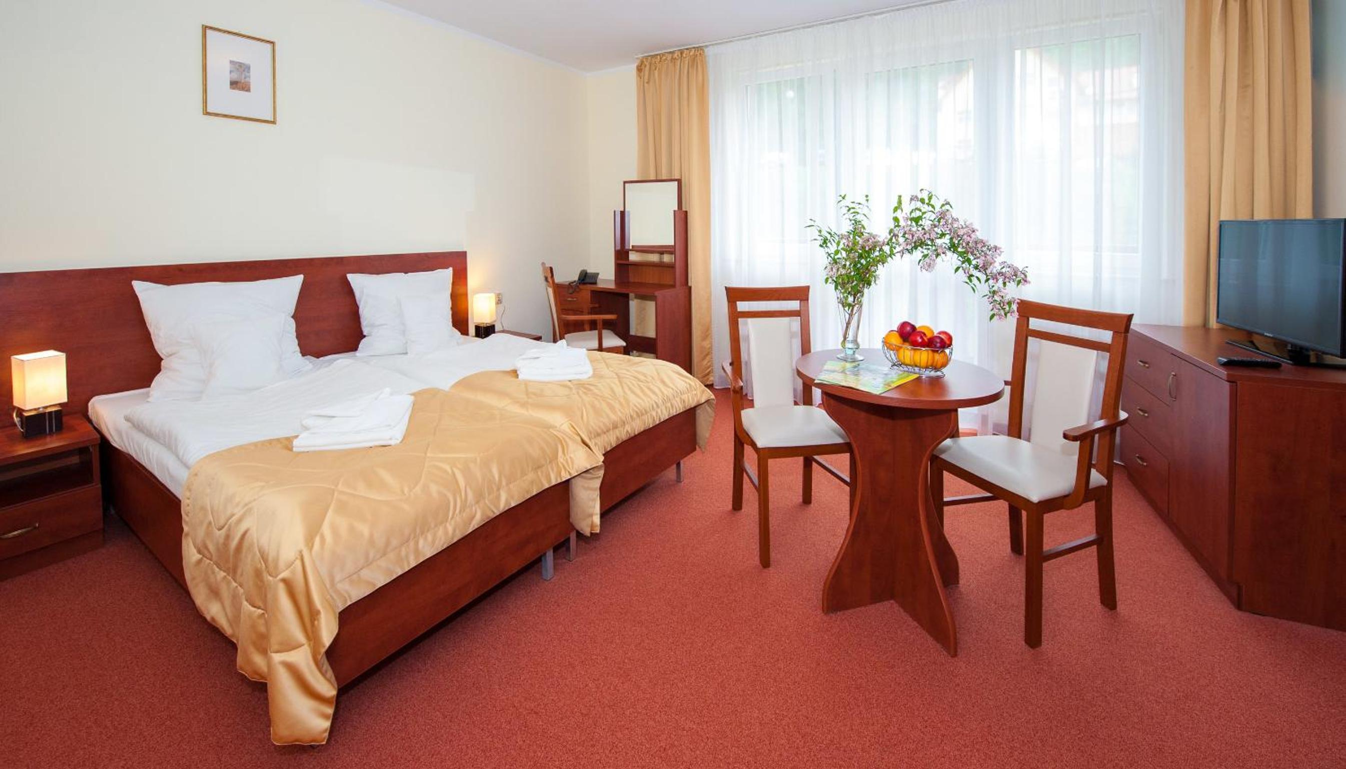 Standard Double Room - Photo 3