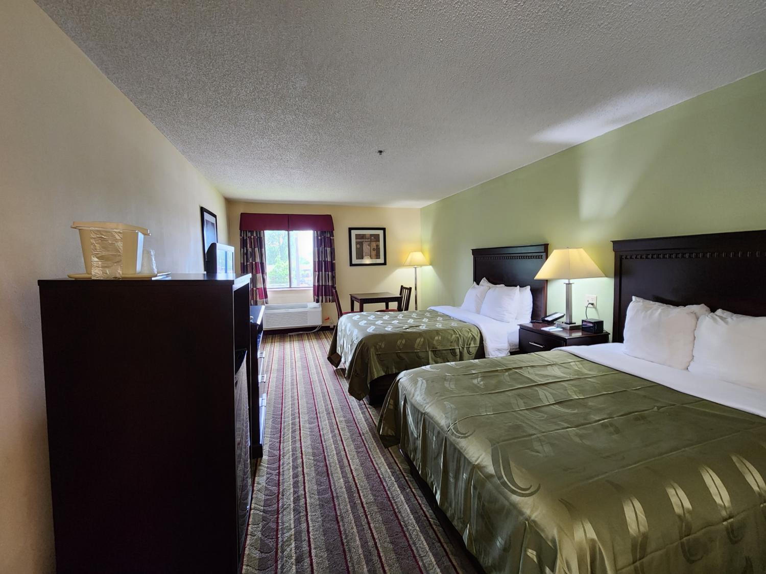 Double Room with Two Double Beds - Non-Smoking - Photo 5