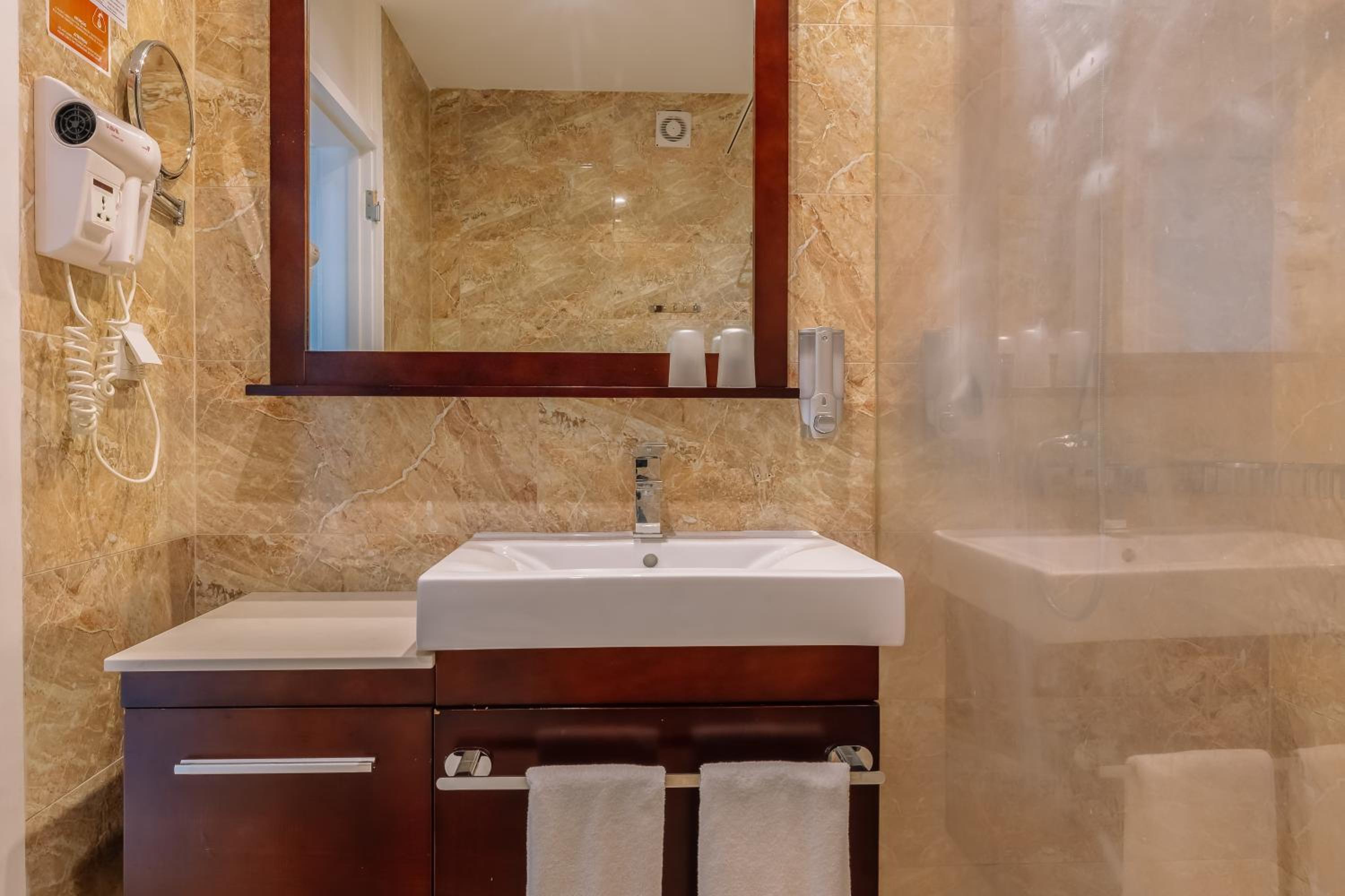 Relax in luxury with our elegant bathroom amenities.