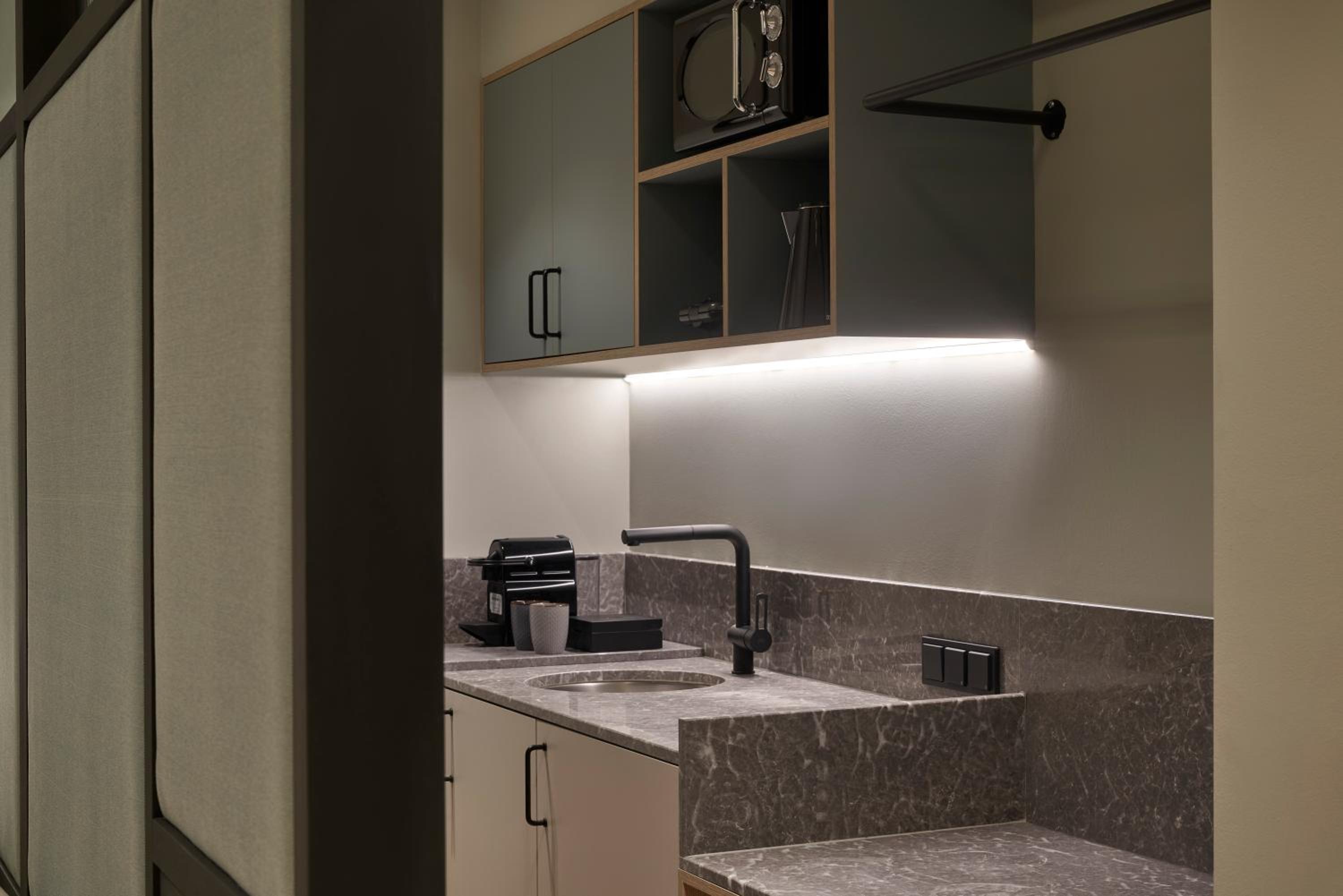 Superior Triple Room - Photo 4