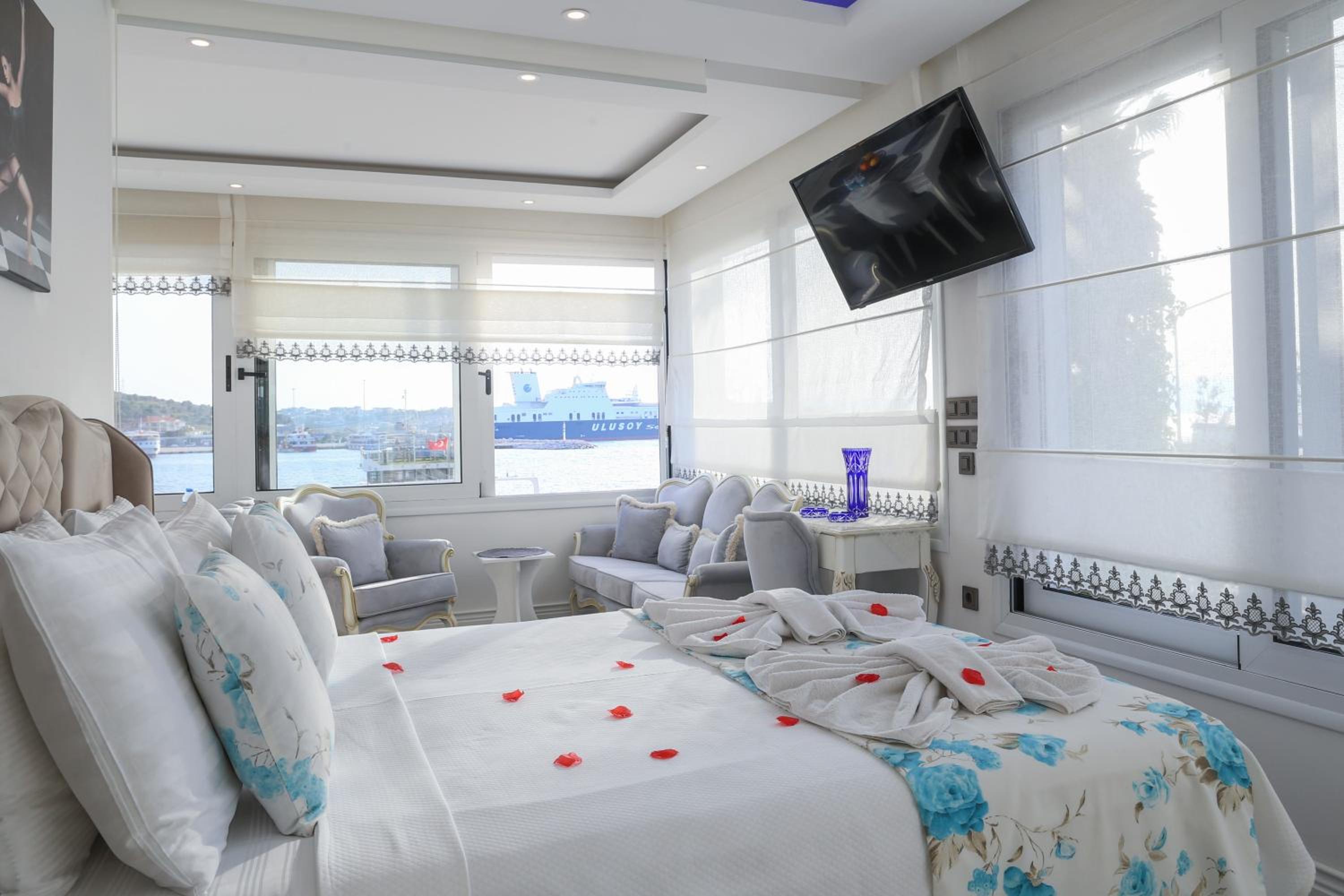 Deluxe Queen Room photo 1