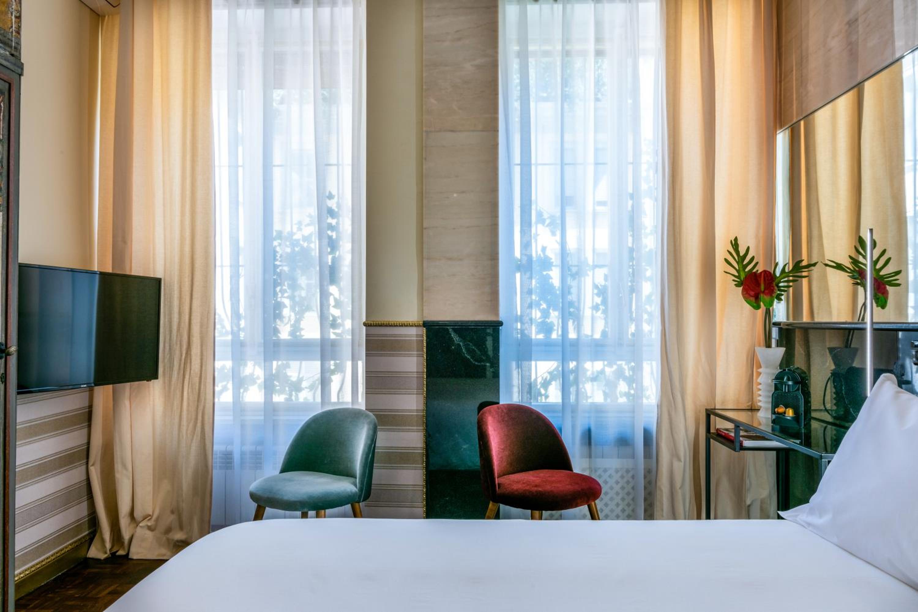 Deluxe Double Or Twin Room