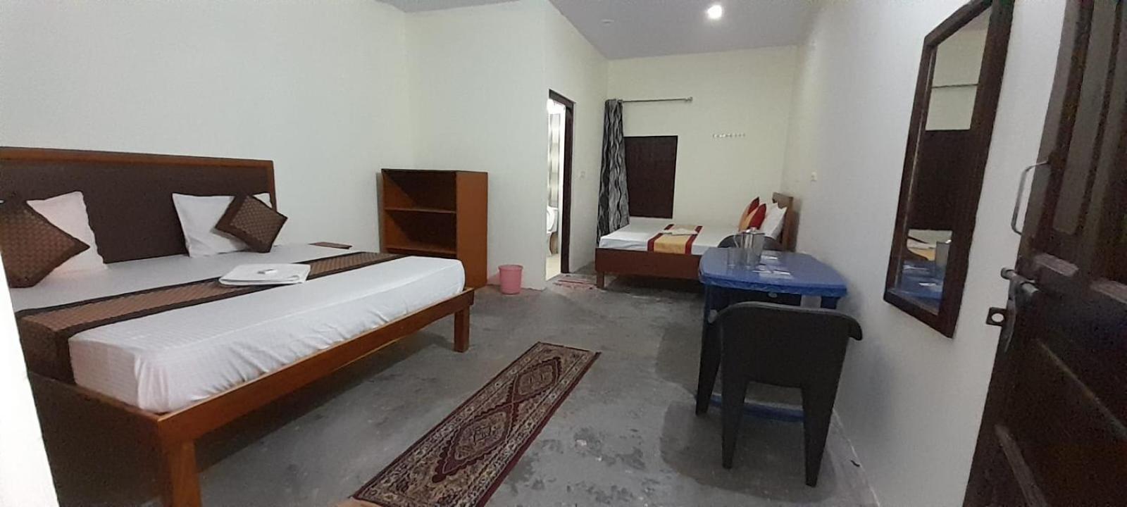 Standard Double Room with Fan photo 1