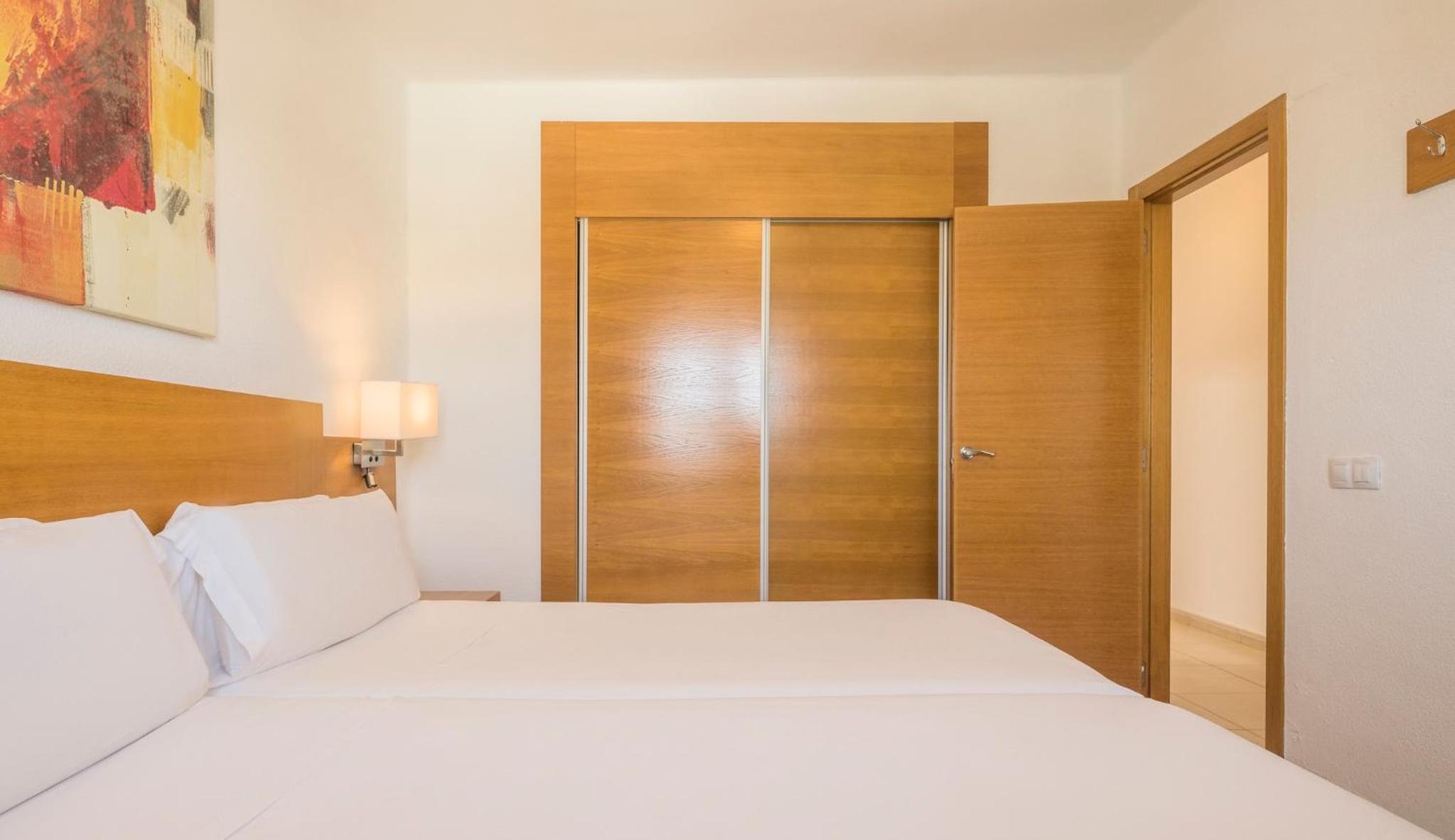 One-Bedroom Apartment (2 Adults + 1 Child)